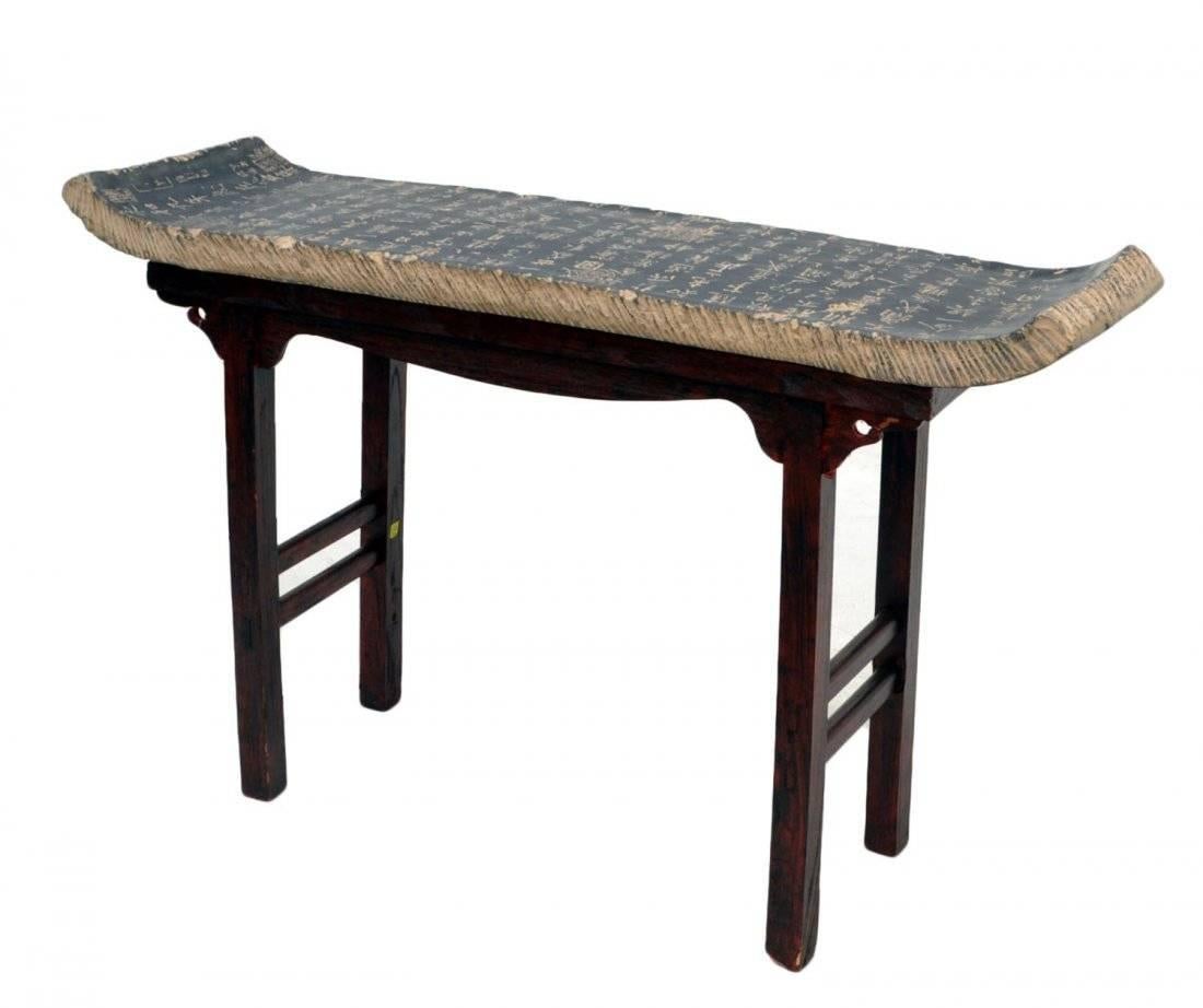 Chinois Table d'autel chinoise en bois en vente