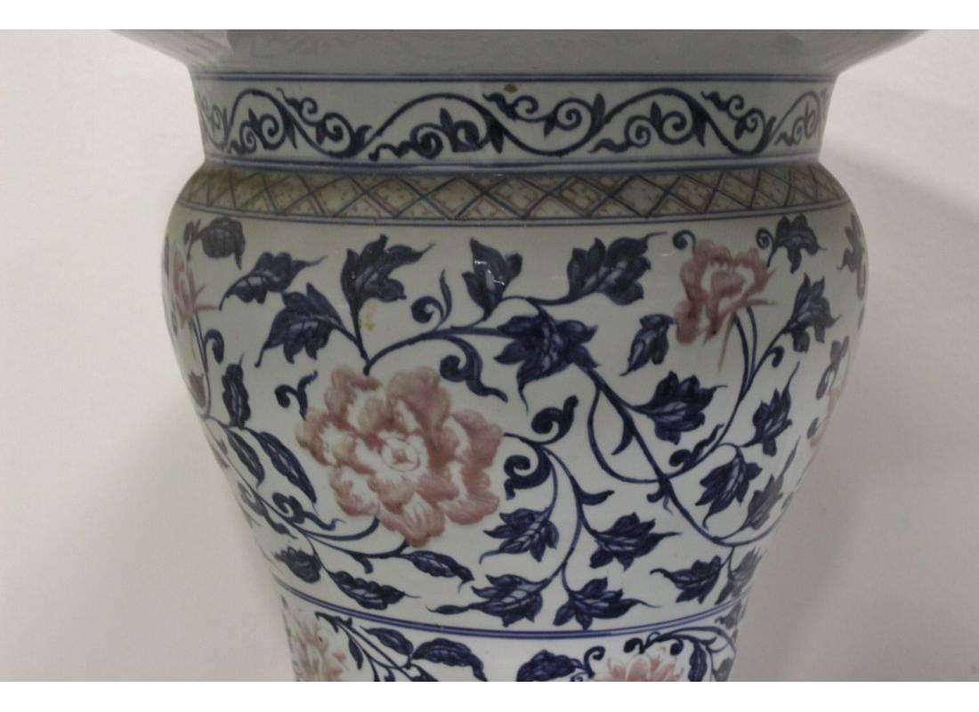 Chinese Blue and White Porcelain Round Table 3