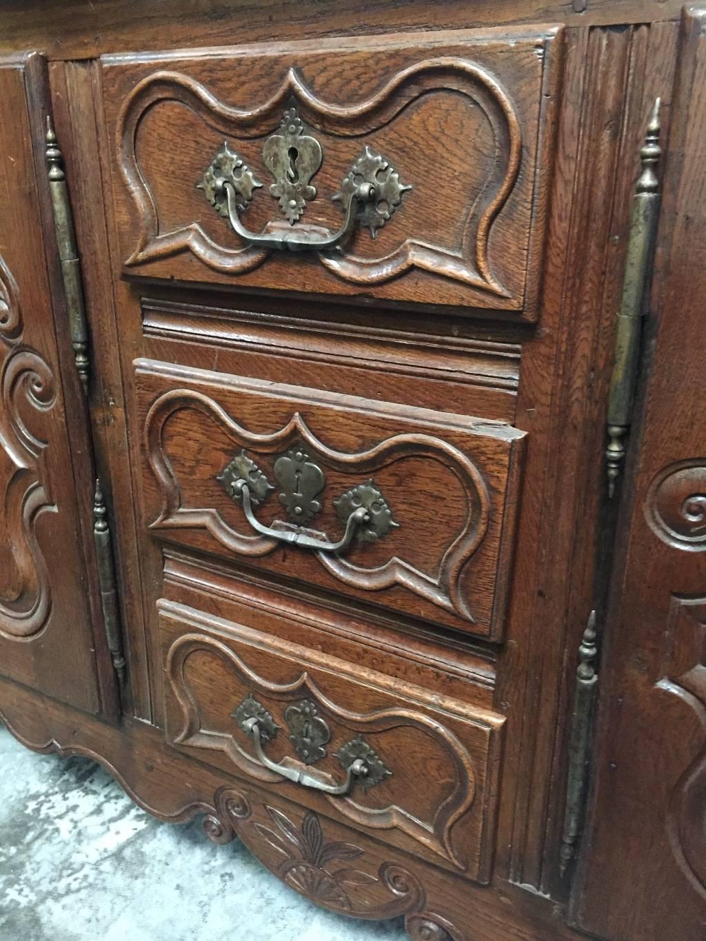 Hand-Carved 18th Century French Louis XV Oak Buffet