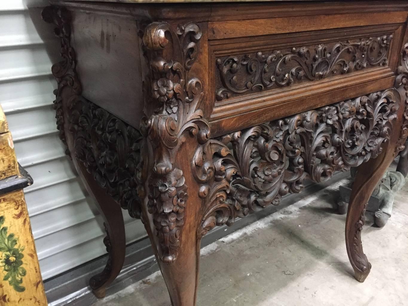 19th Century Spanish Baroque Style Walnut Long Console In Good Condition In Cypress, CA