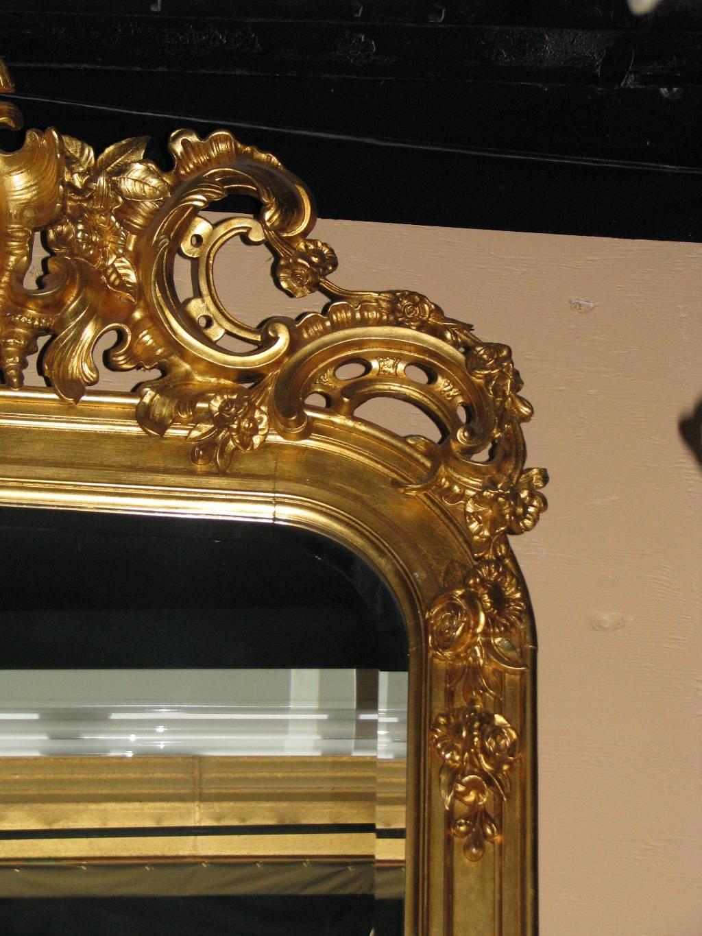 French Gilt Mirror with Sèvres Porcelain Plaques, 19th Century For Sale 4