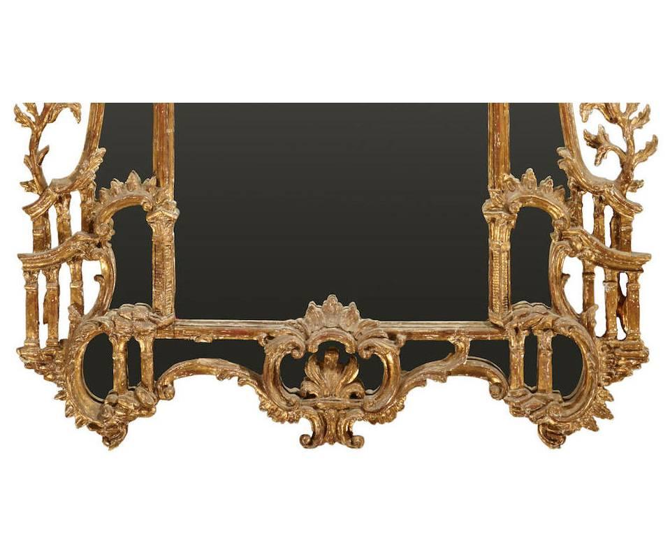 Miroir en bois doré sculpté de style Chippendale George III, 19ème siècle en vente 1