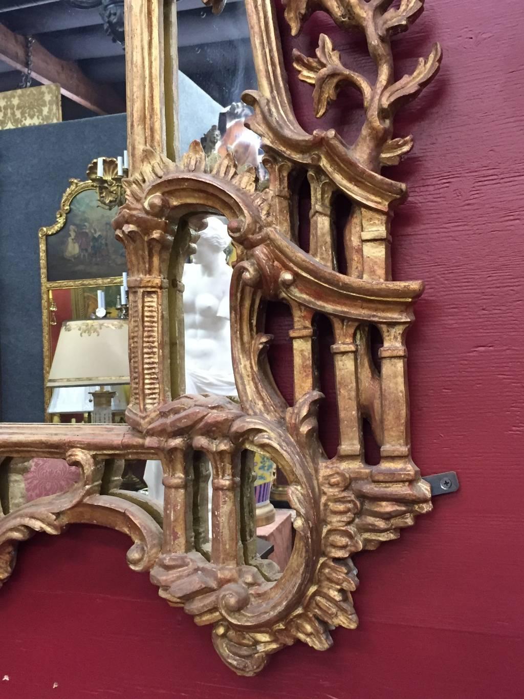 Miroir en bois doré sculpté de style Chippendale George III, 19ème siècle en vente 7