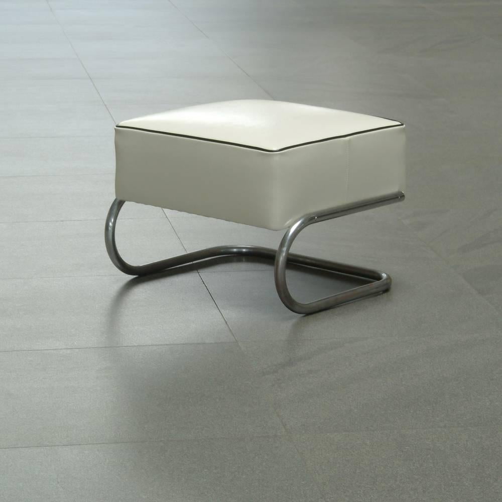 This original modernist tubular-steel stool is restored on request and available in different amounts. Delivery time between six and eight weeks.