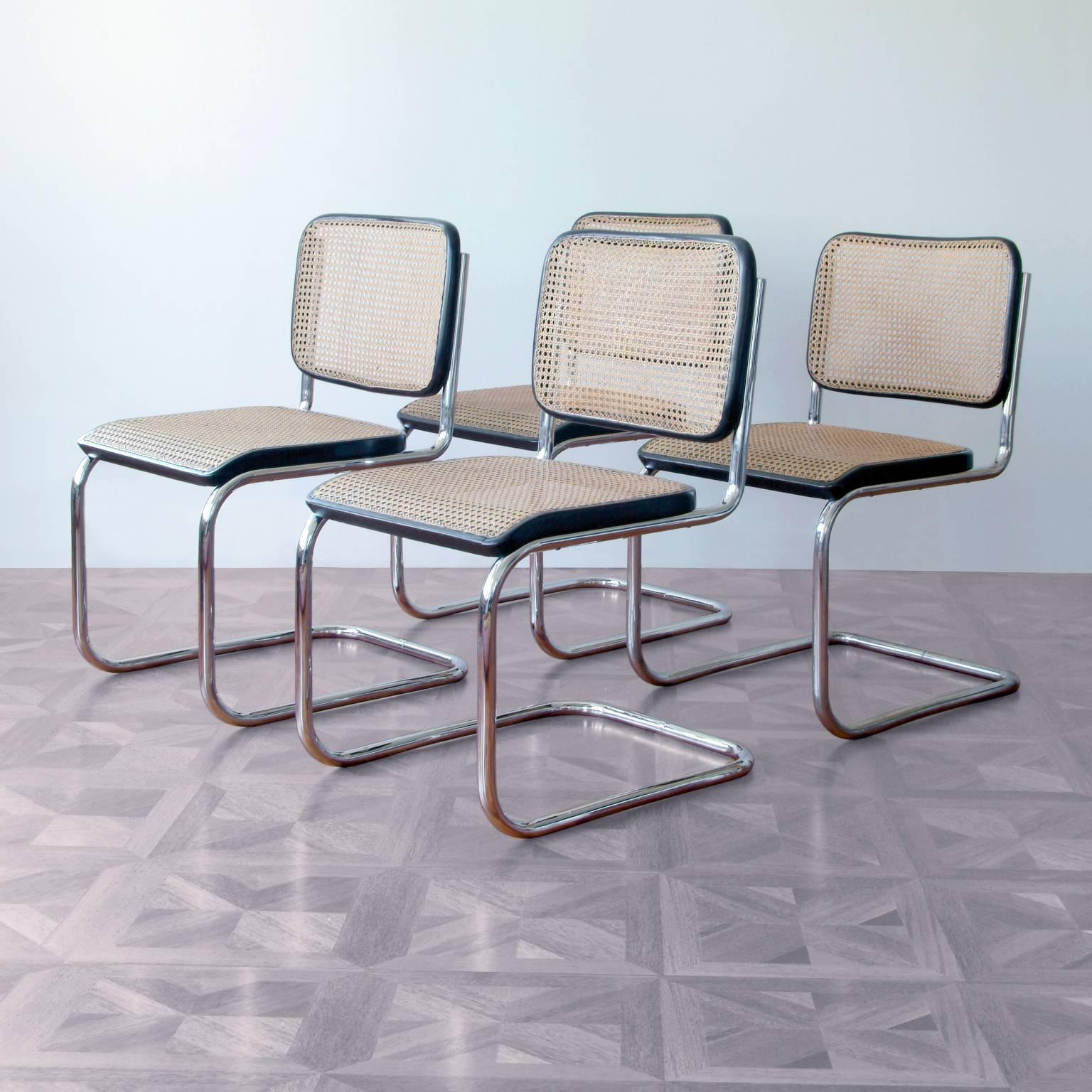 Chaises cantilever Bauhaus B 32 