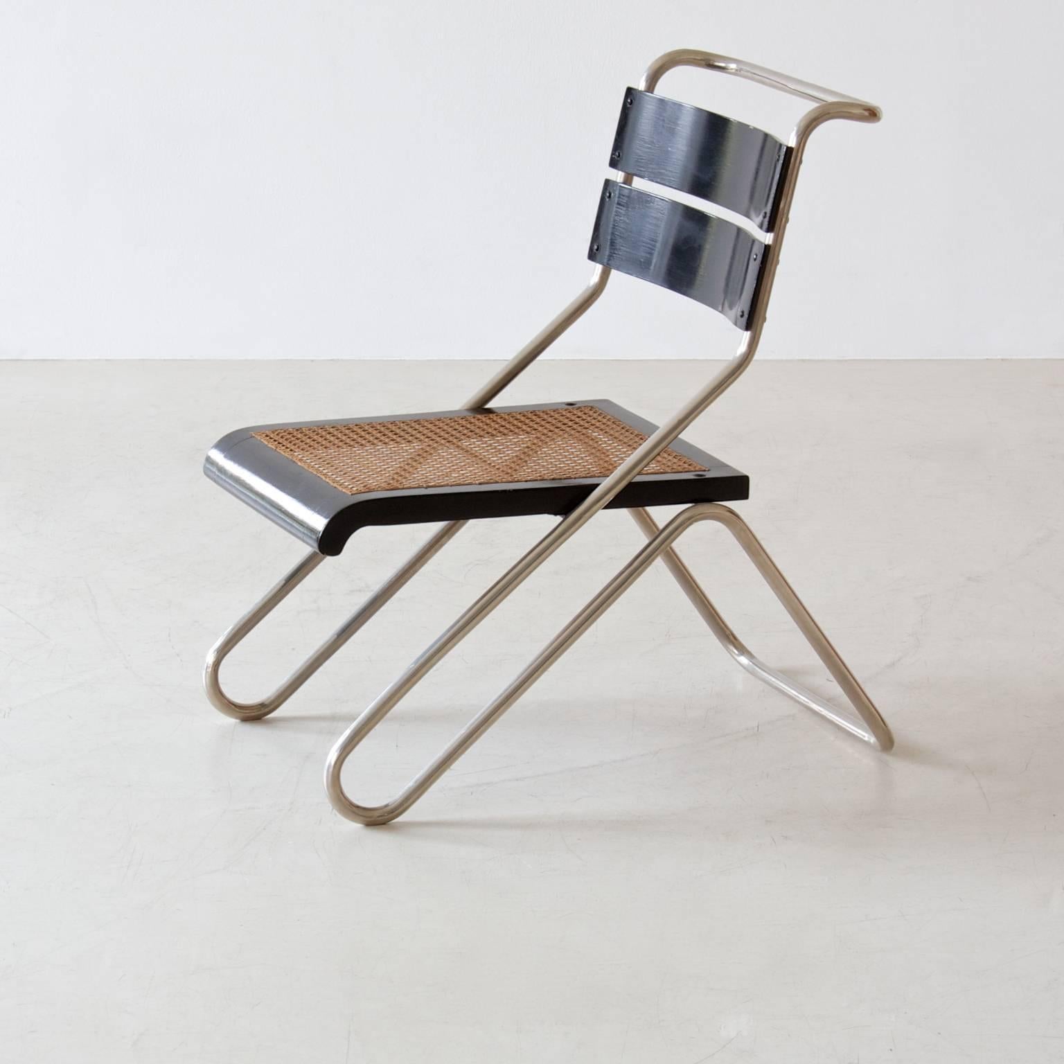 Bauhaus tubular steel chair by Erich Dieckmann, manufactured by Cebaso (Carl Beck & Alfred Schulze AG), Ondurf, Türingen, Germany, 1931.