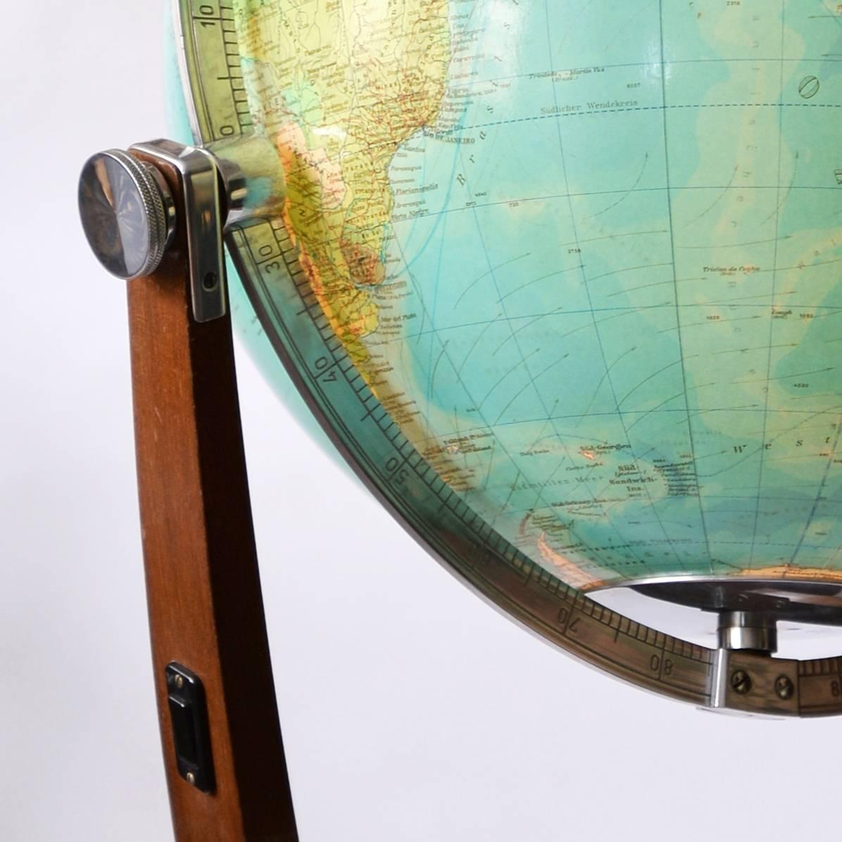 German Columbus-Duo Standing Globe, So Called 