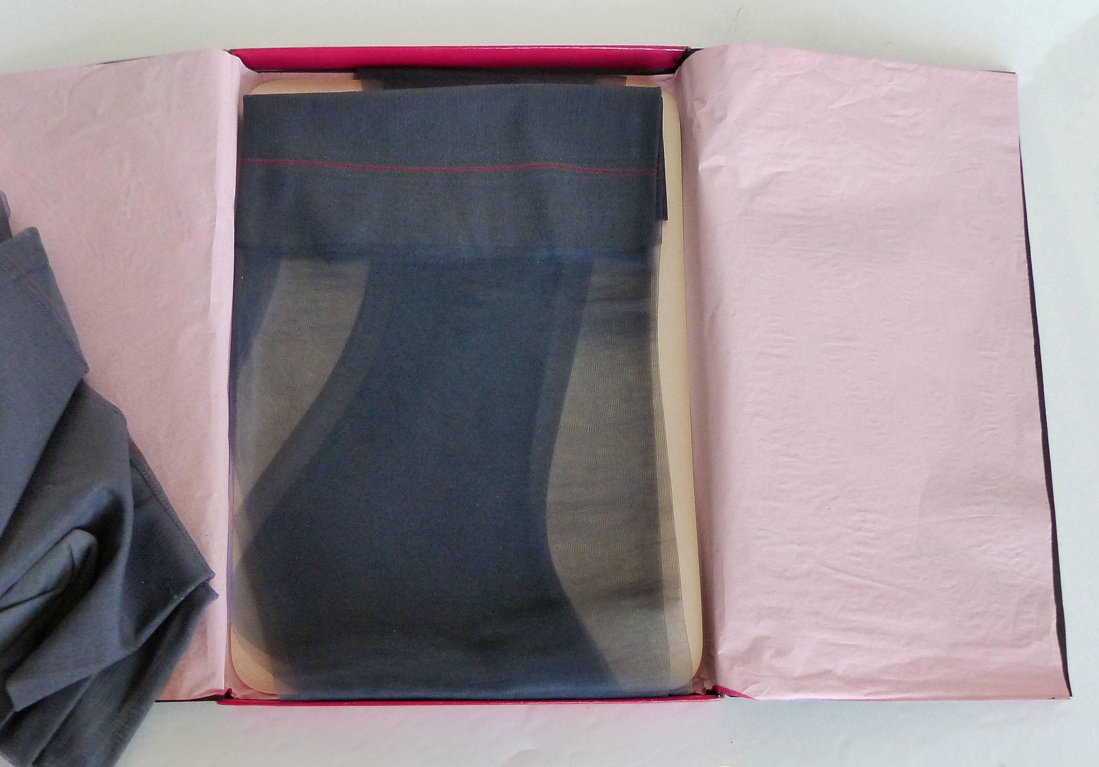 Mid-20th Century Set of Schiapparelli Stockings in the Original Box In Good Condition For Sale In Miami, FL