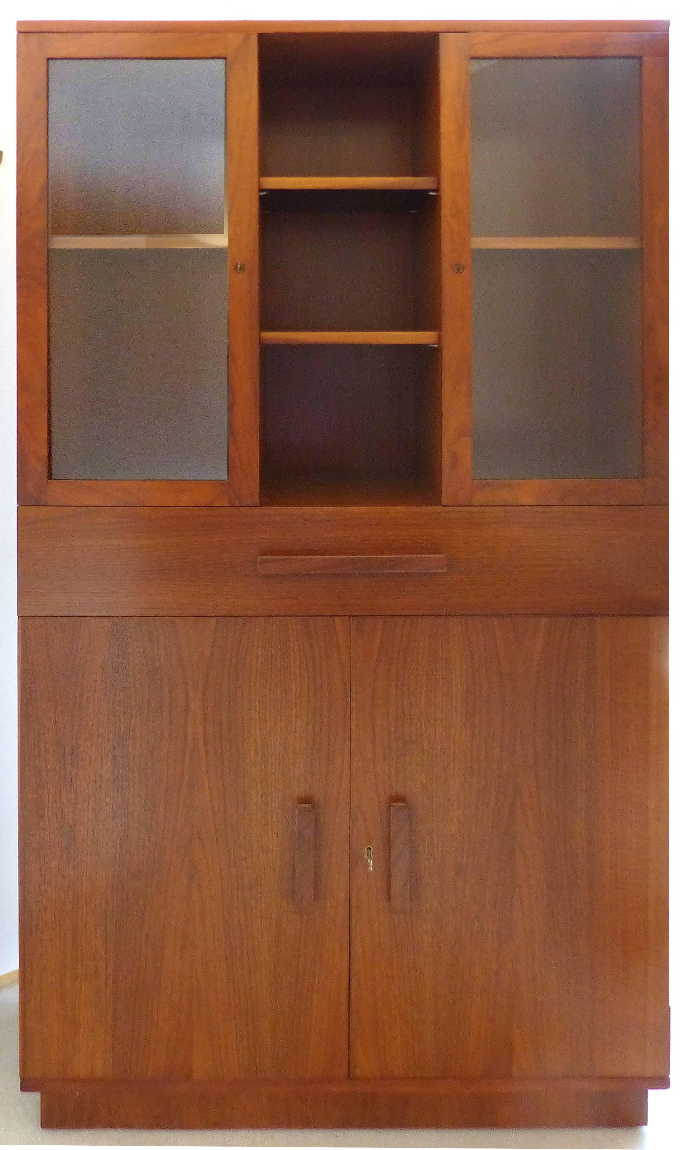 Veneer 1930s American Deco Bookcase Vitrine by Modernage Furniture