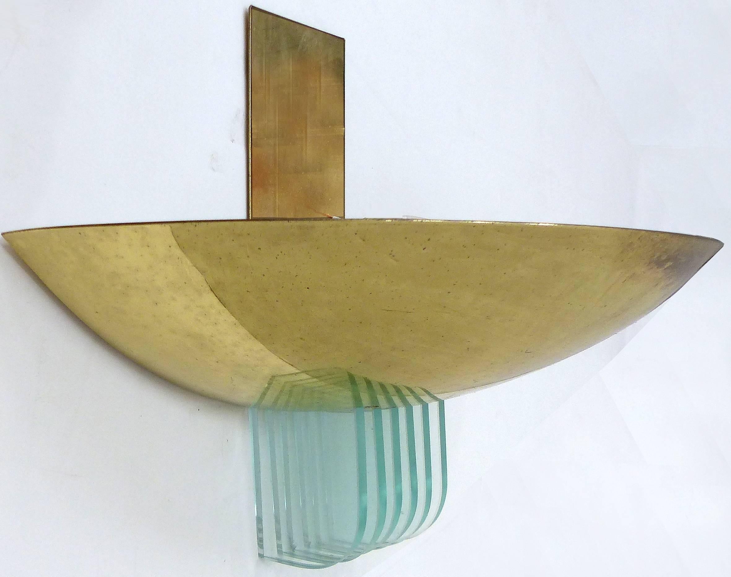 Mid-Century Modern 1980s Brass Sconce in the style of Stilnovo with Glass Vents
