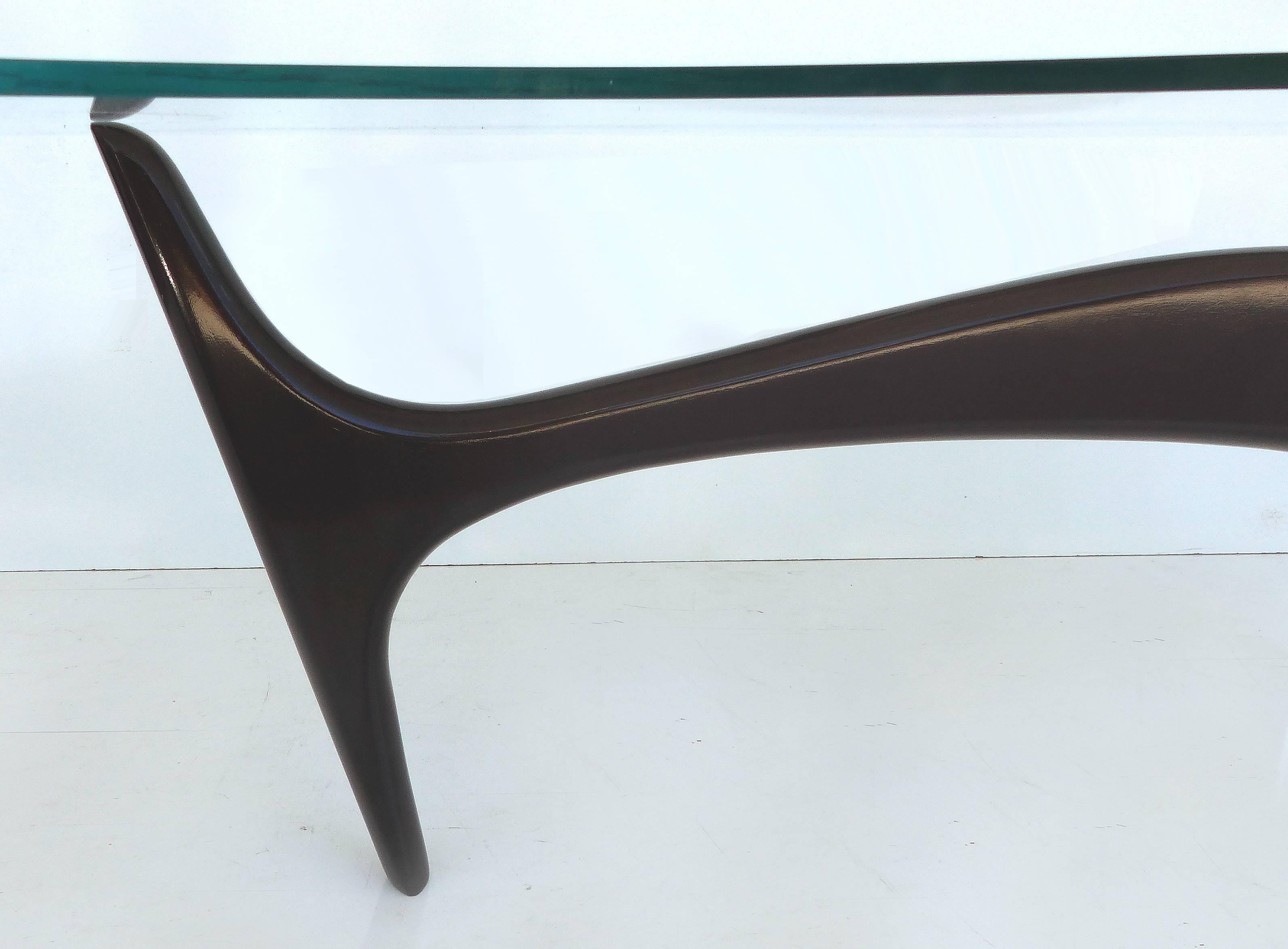 20th Century Mid-Century Modern Coffee Table in the Manner of the Kagan Omnibus Collection