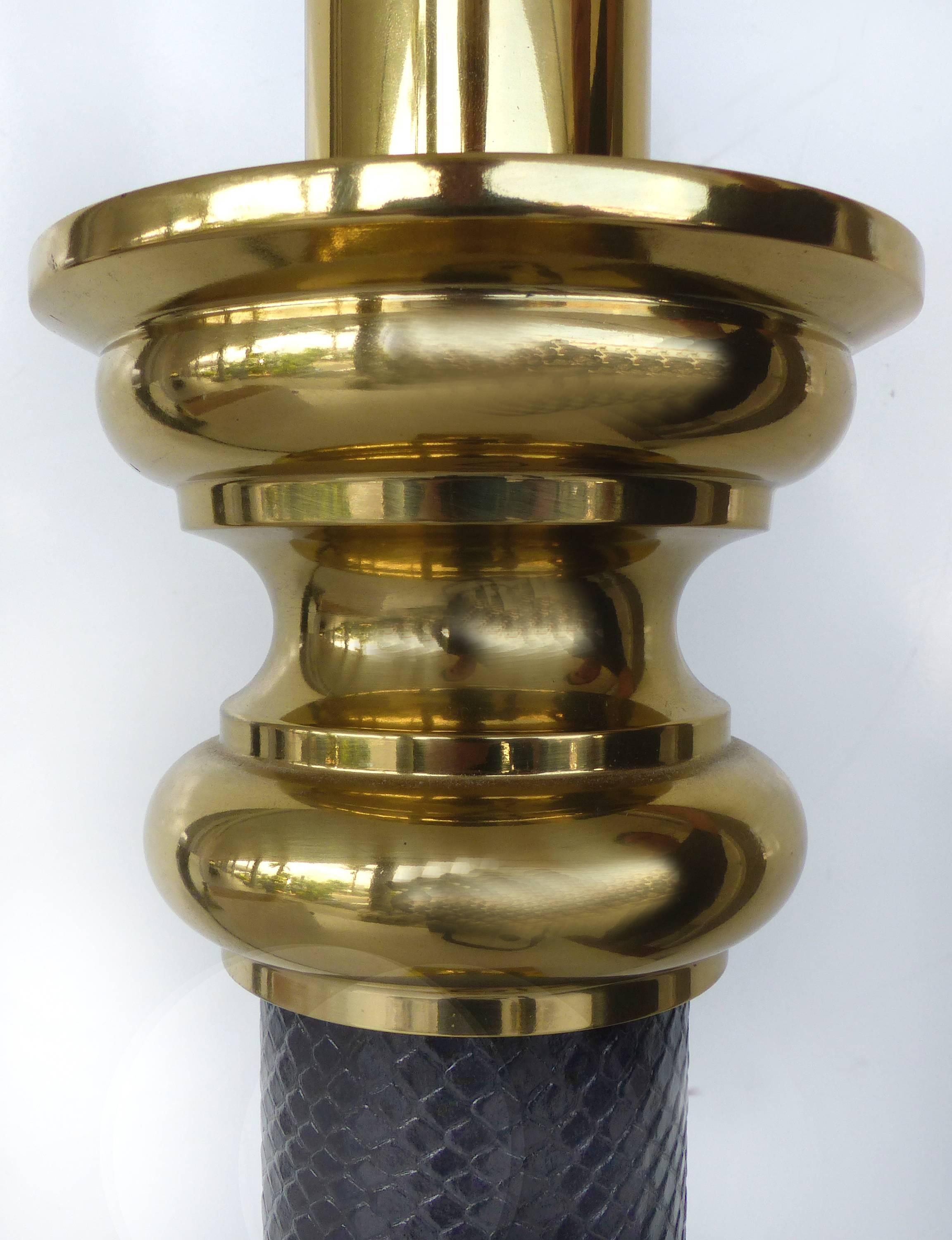 Fine Quality Pair of Stiffel Brass and Leather Classical Column Table Lamps In Good Condition In Miami, FL