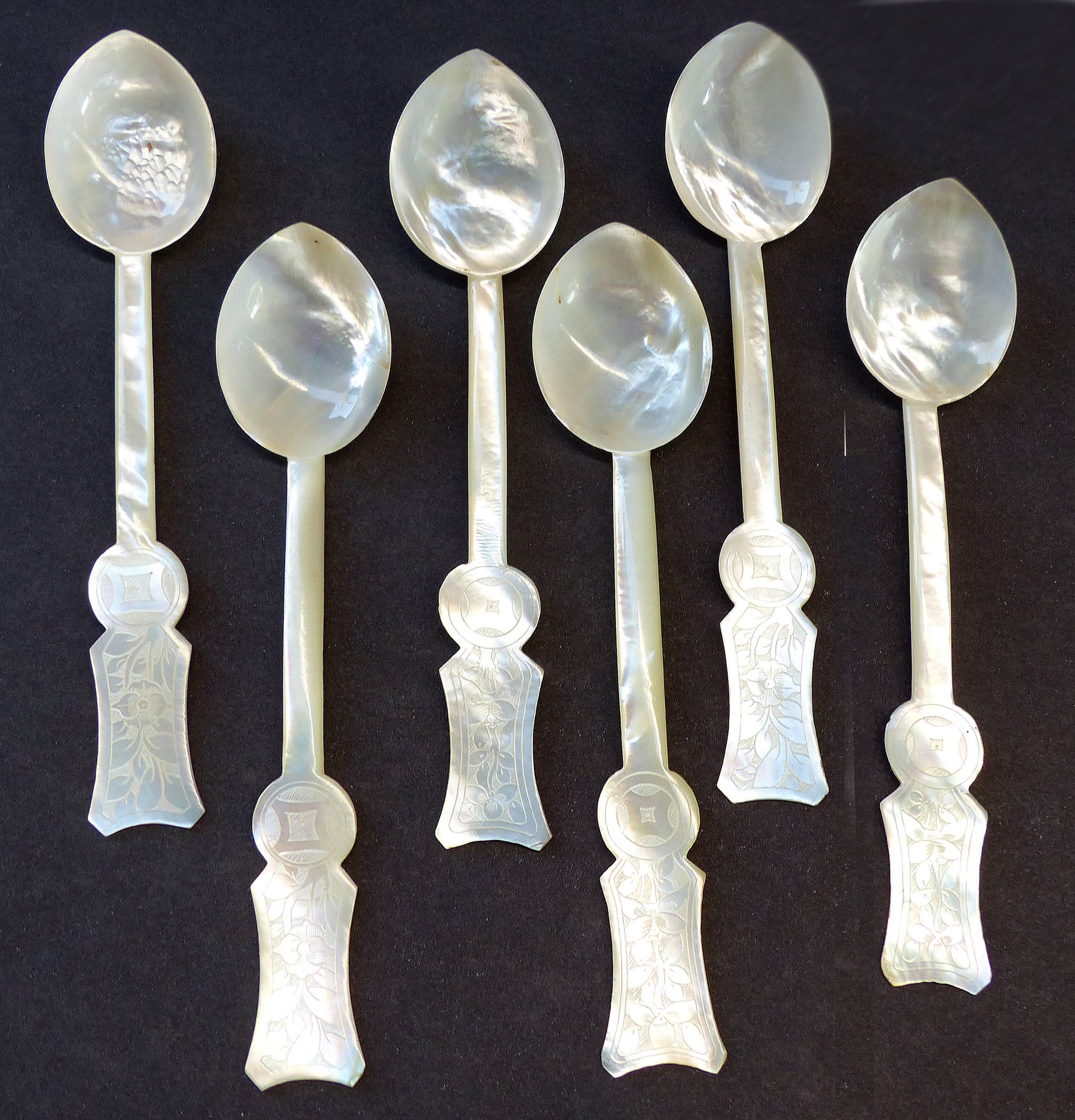 caviar serving set mother of pearl
