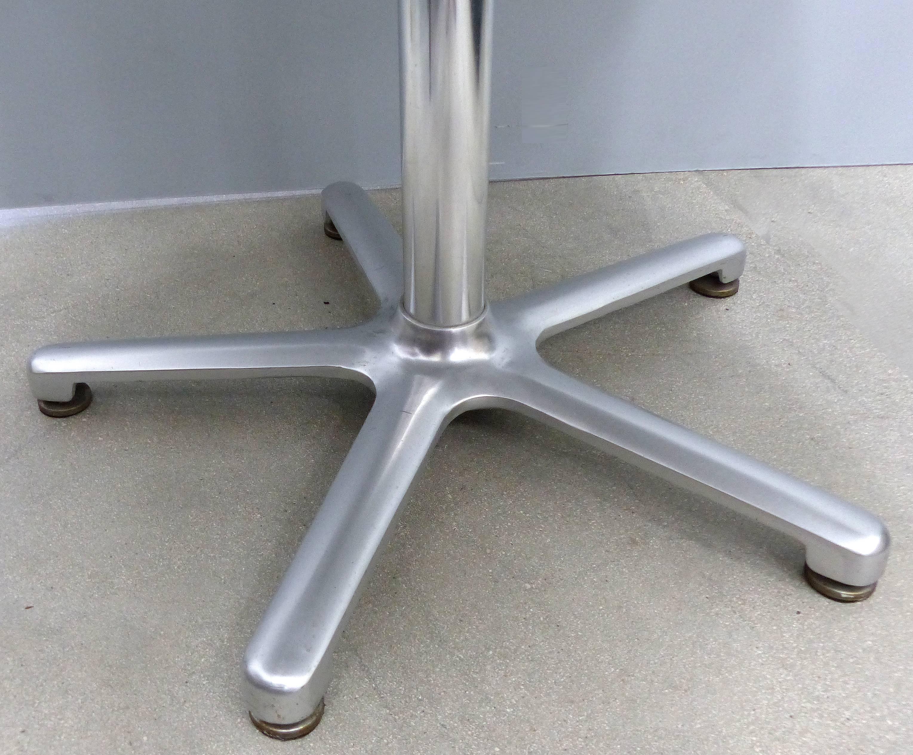 aluminum bistro tables