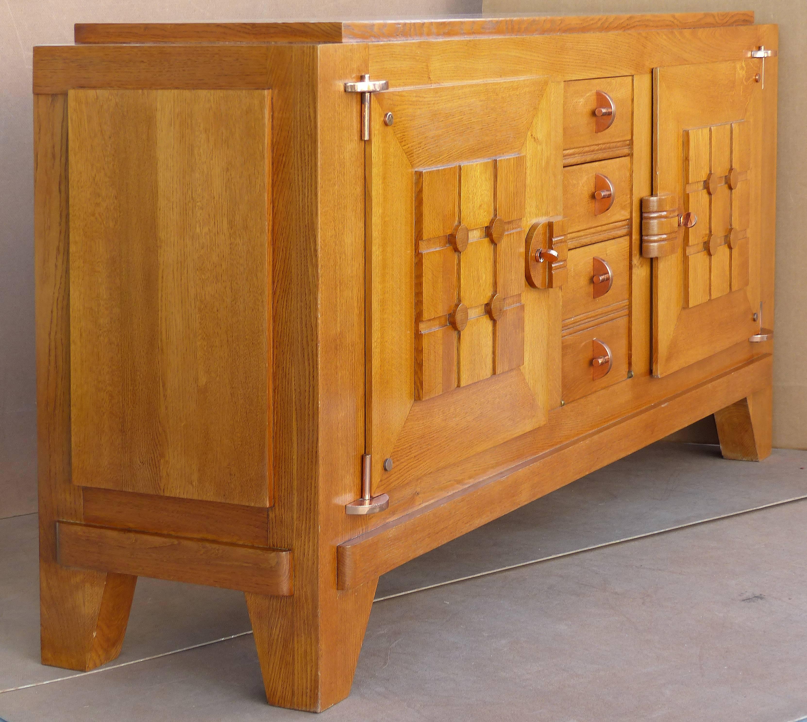 French Art Deco 1940s Oak Sideboard by Charles Dudouyt In Excellent Condition In Miami, FL