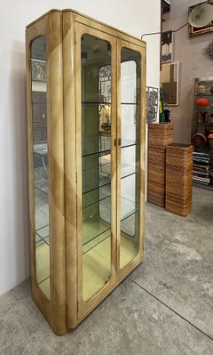 Vintage-Vitrinen aus lackiertem Kunstziegenleder und Glas, Paar