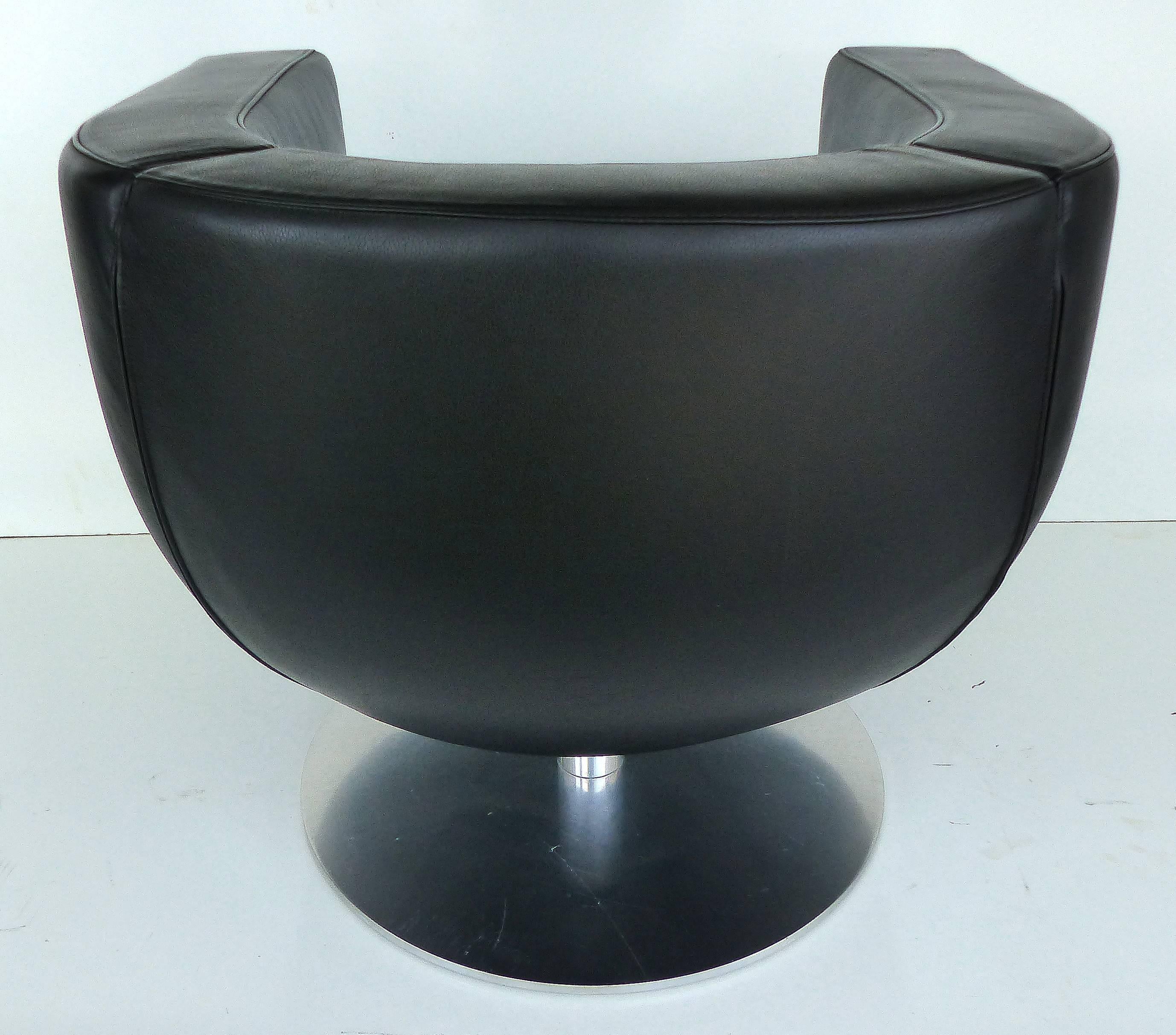 Jeffery B&B Italia Leather Tulip Swivel Chairs, Early 21st