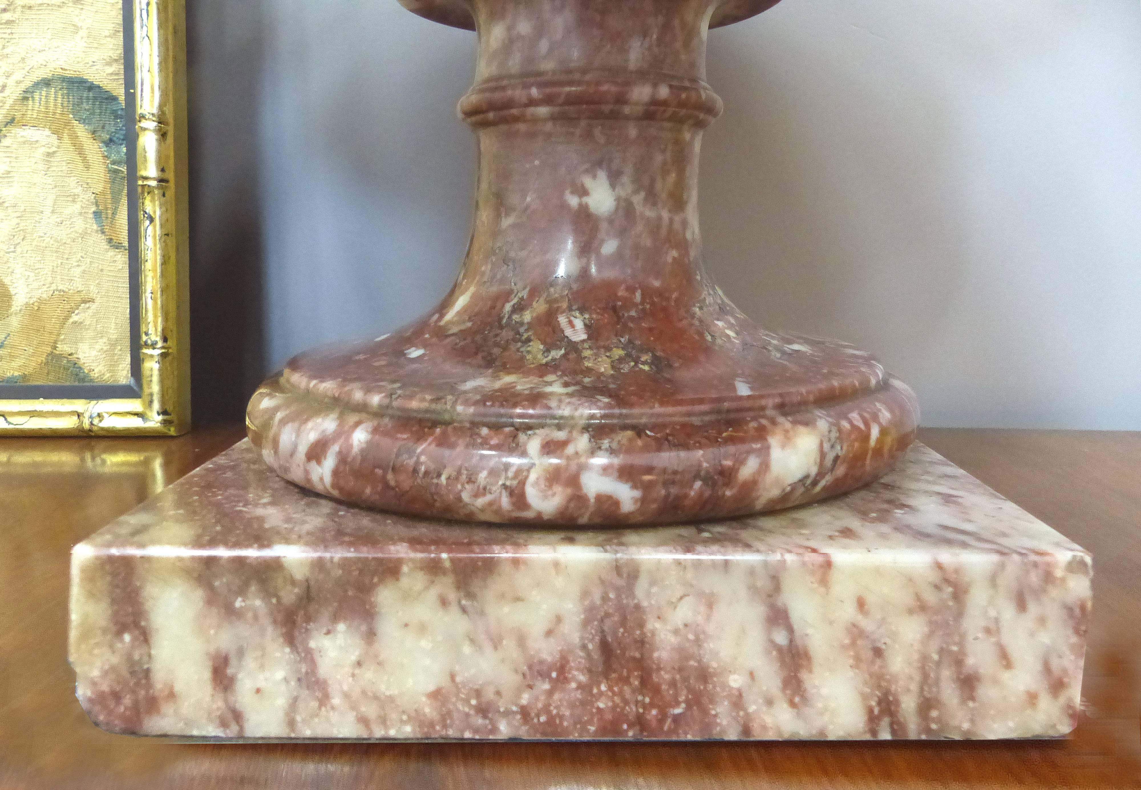 Neoclassical Pair of 19th Century Turned Rossa Verona Marble Tazzas