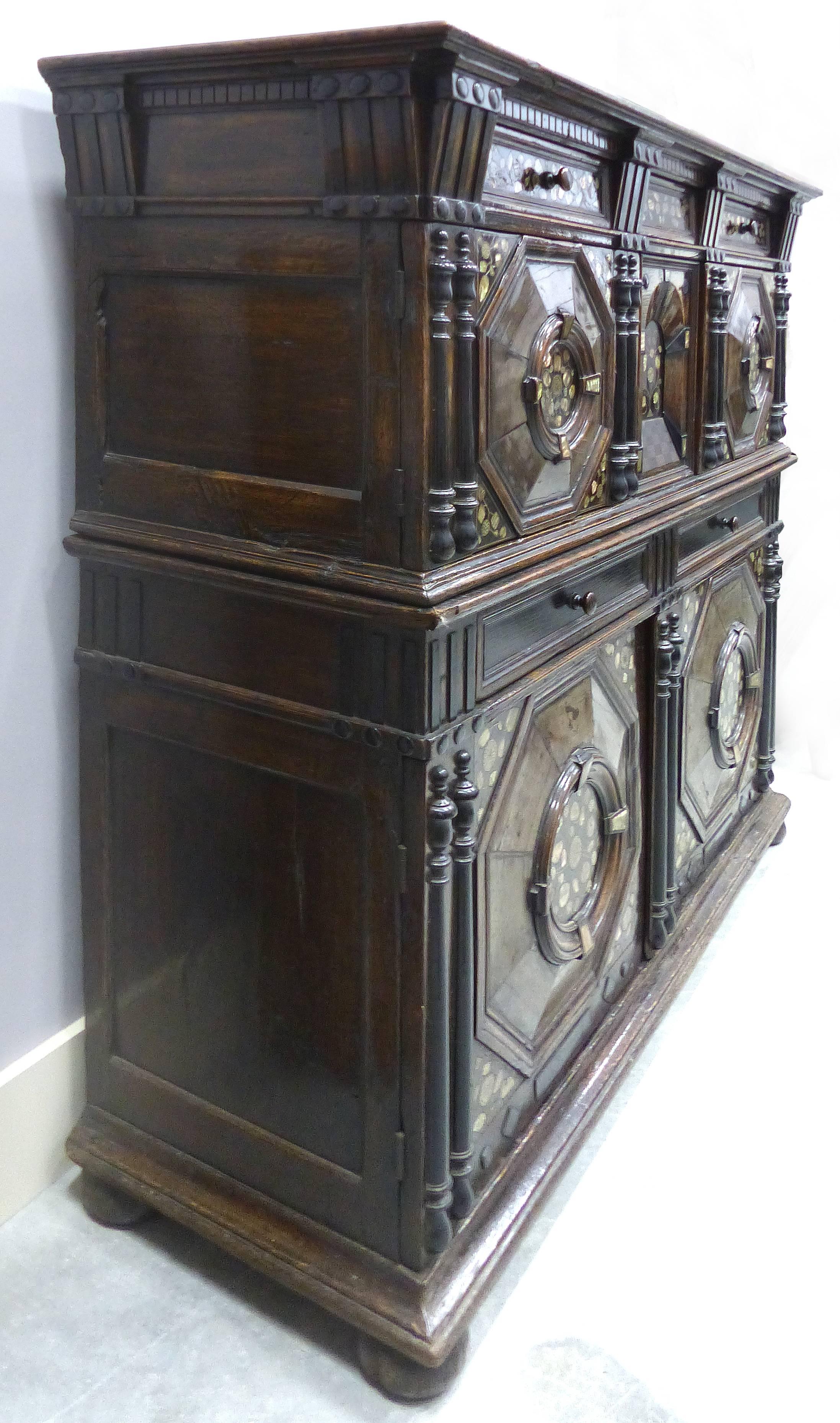 Restoration Charles II English Cabinet circa 1660-1685, Mother-of-Pearl Inlays In Good Condition In Miami, FL