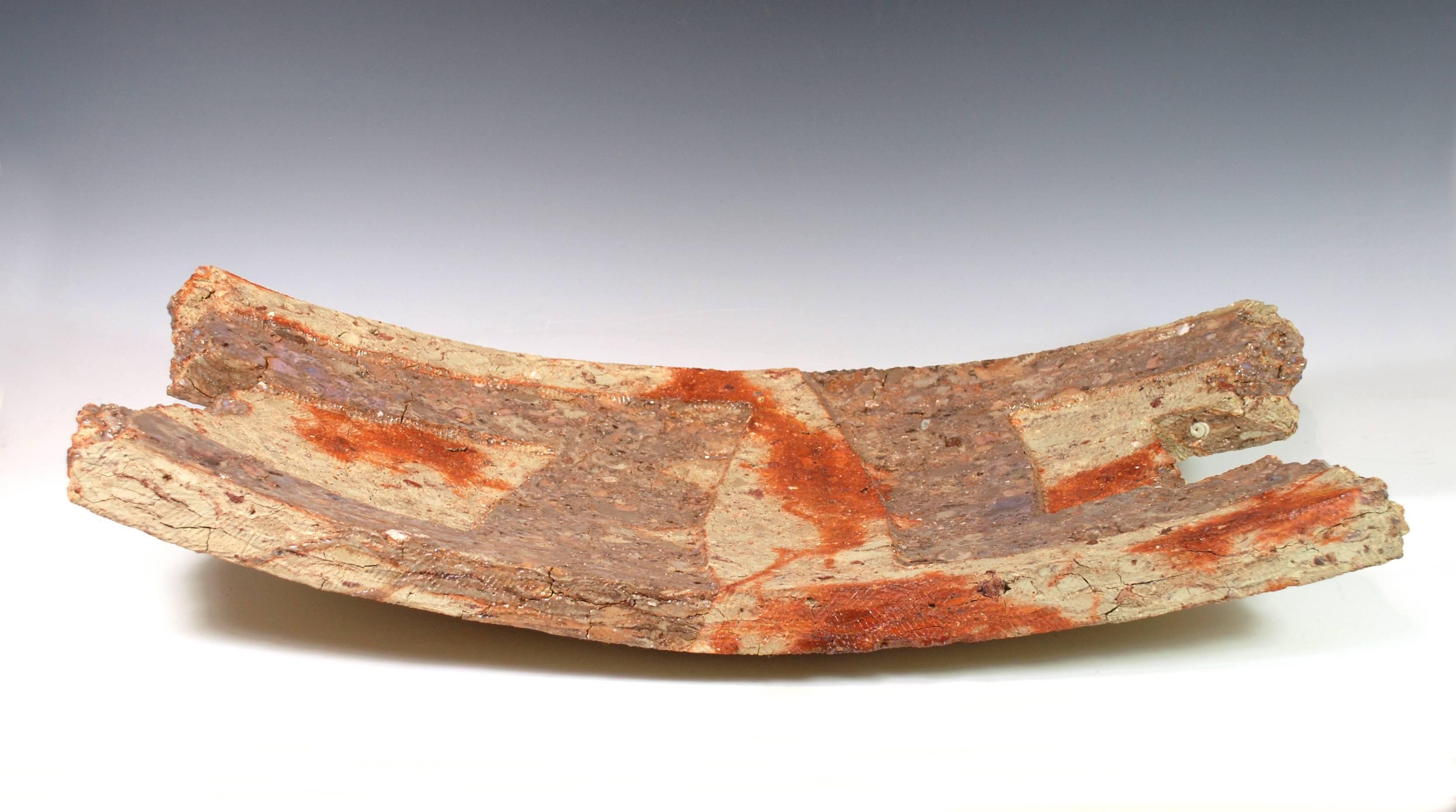 Offered by J R Richards
Here is a large stoneware rectangular shaped platter by celebrated contemporary artist Kakurezaki Ryuichi (b. 1950-).
The combining of clays, as well as the ash glaze effects, renders this a stunning piece of art. Viewed as
