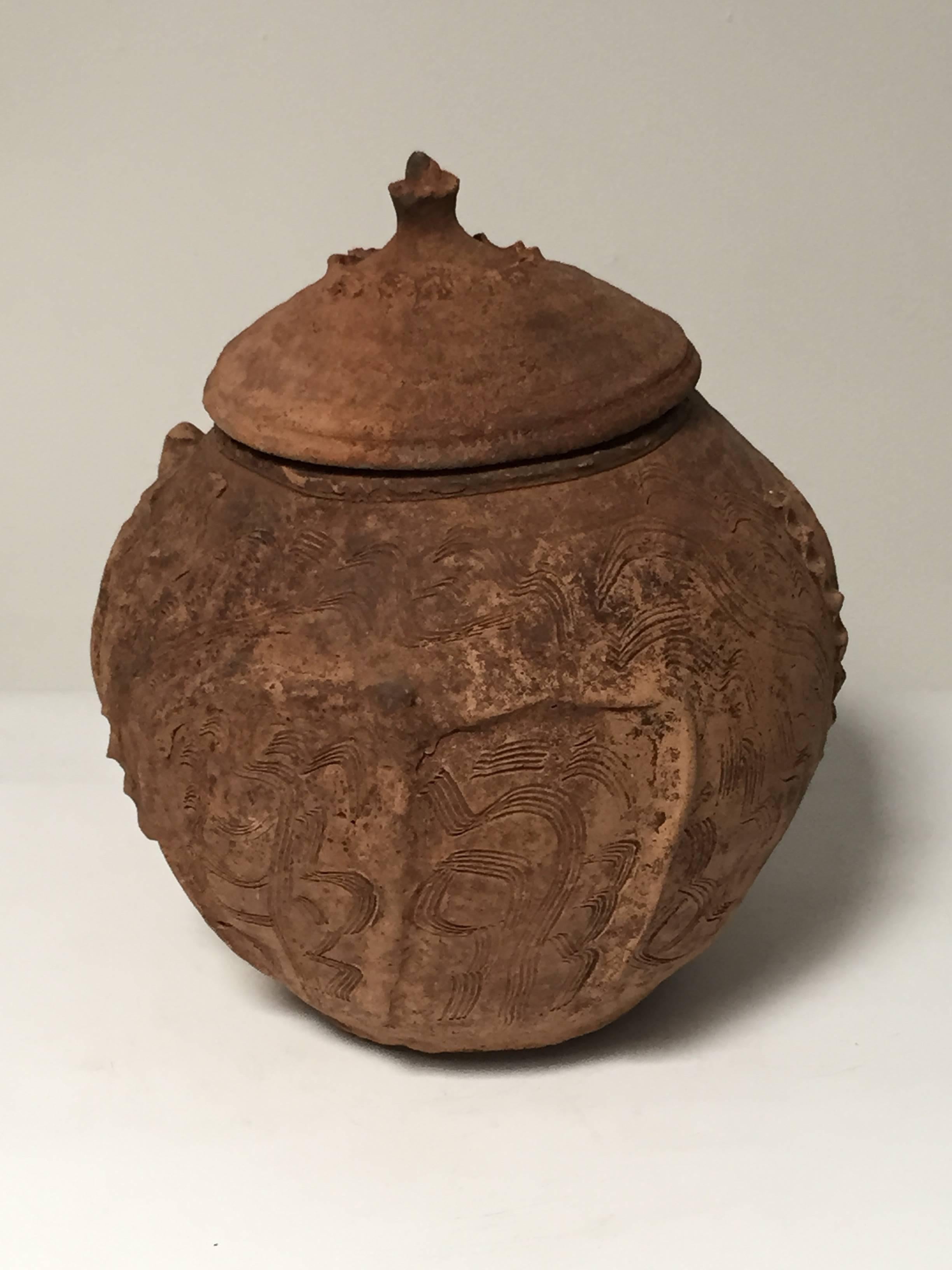 Yuan Dynasty Offering Vessel In Excellent Condition For Sale In Los Angeles, CA