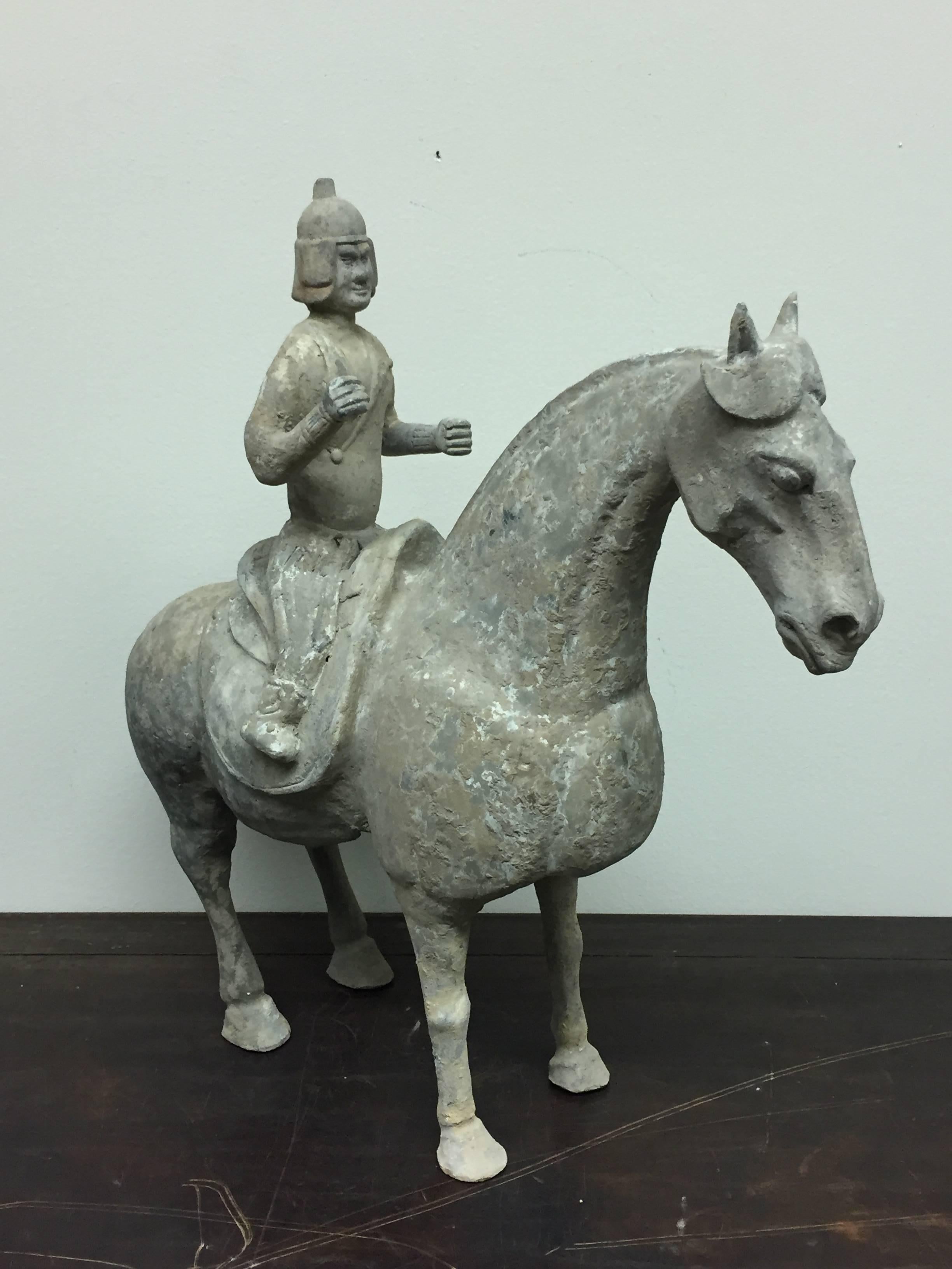 Antique Chinese Pottery Horse In Good Condition For Sale In Los Angeles, CA