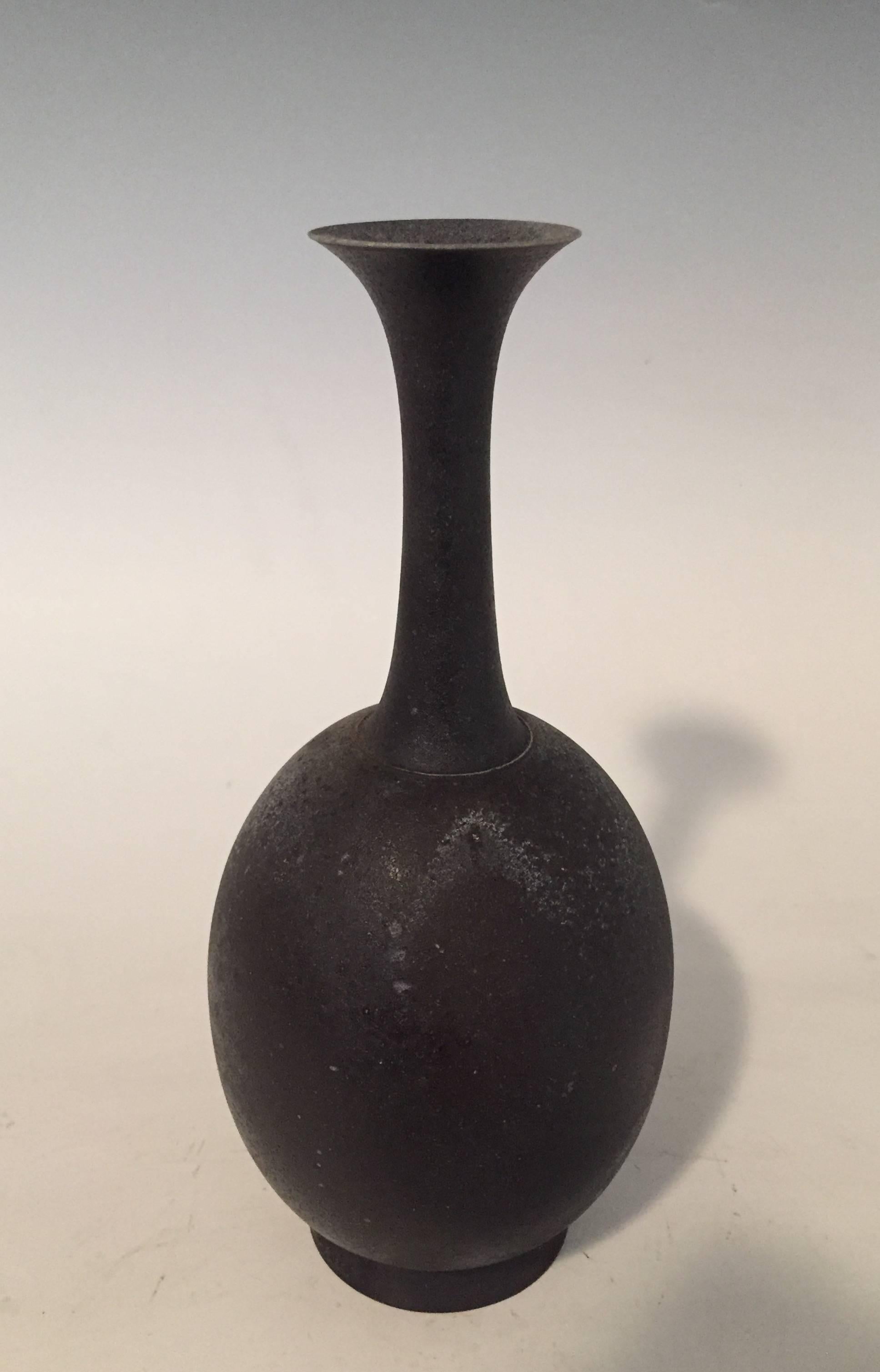 Contemporary Stoneware Vase by Japanese Ceramicist Koji Toda 2