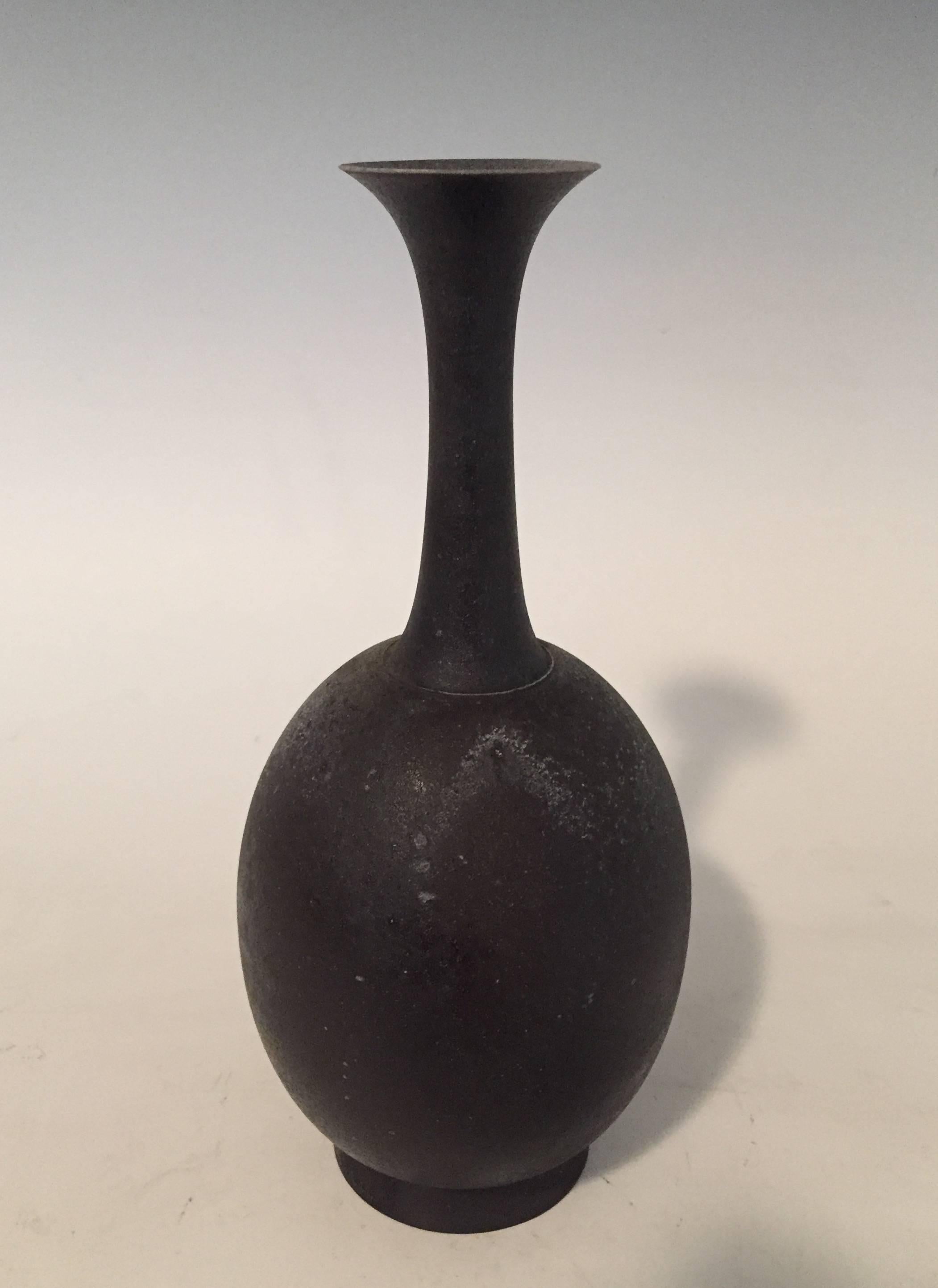 Contemporary Stoneware Vase by Japanese Ceramicist Koji Toda 4