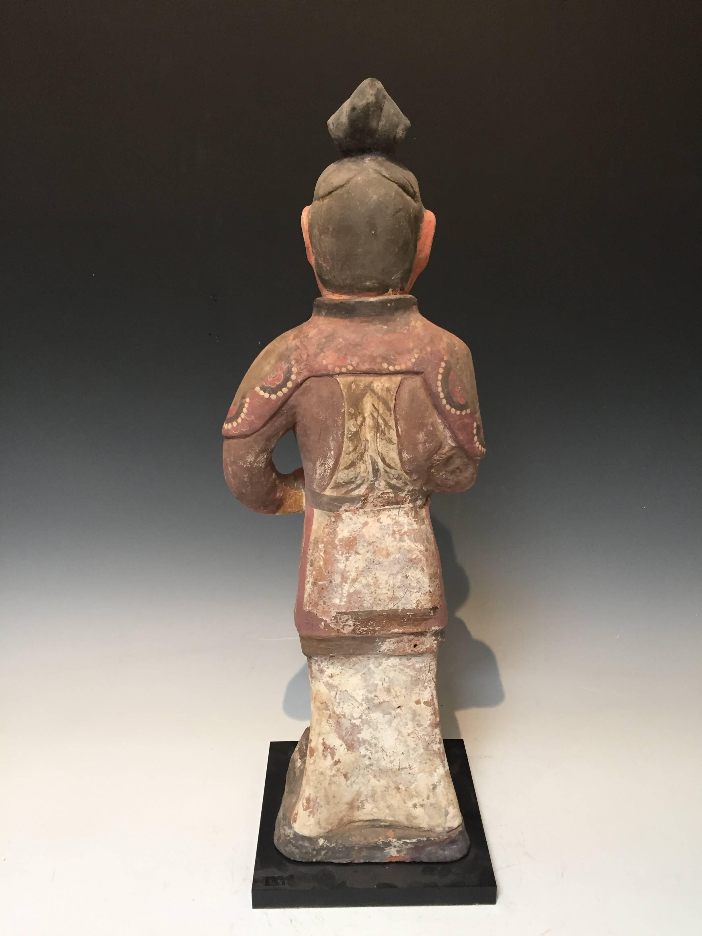 Tang Dynasty Pottery Official In Good Condition In Los Angeles, CA
