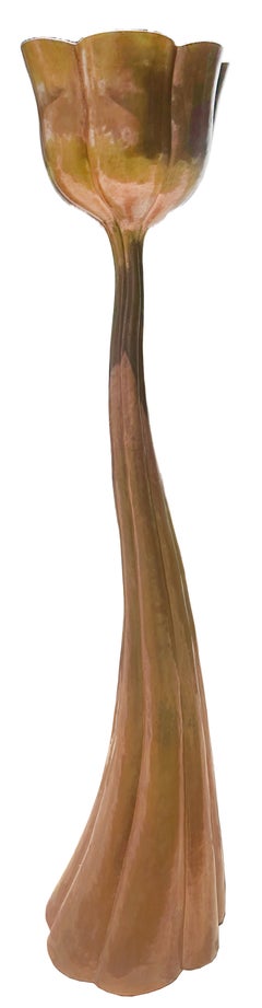 Lampadaire « Lotus Pod » contemporain de Robert Kuo, en laiton repoussé, édition limitée