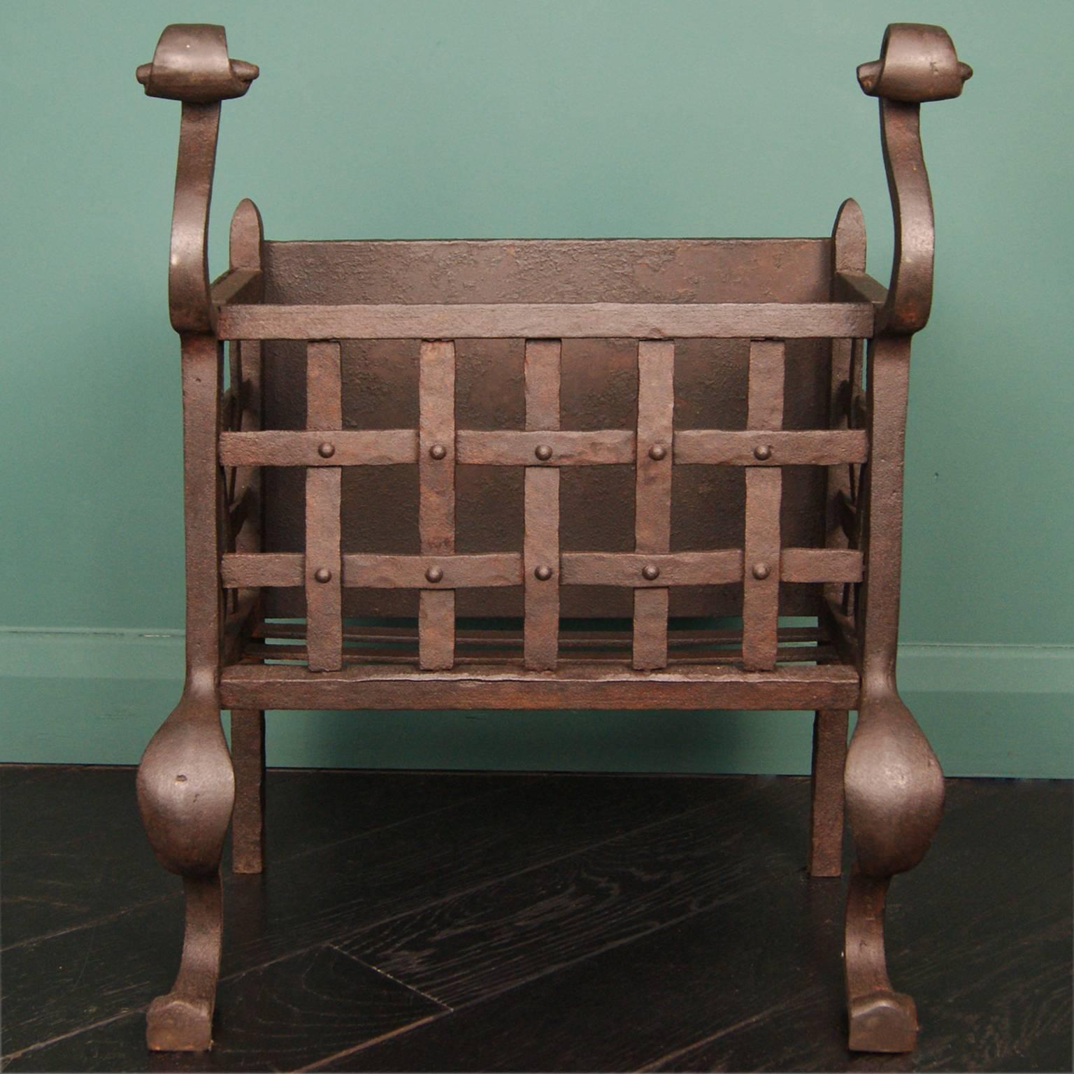Early 20th Century Small Wrought and Cast Iron Fireplace Fire Basket For Sale