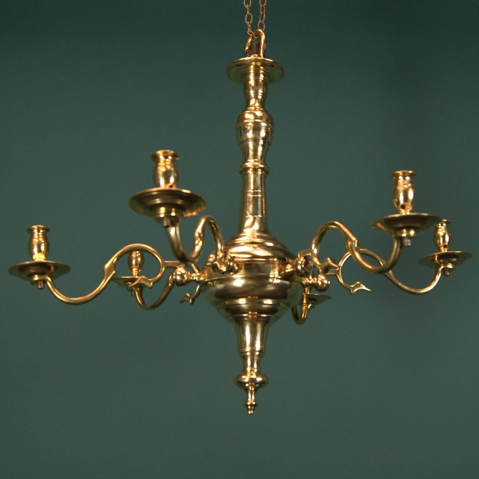 English Mid-18th Century Brass Chandelier For Sale 1