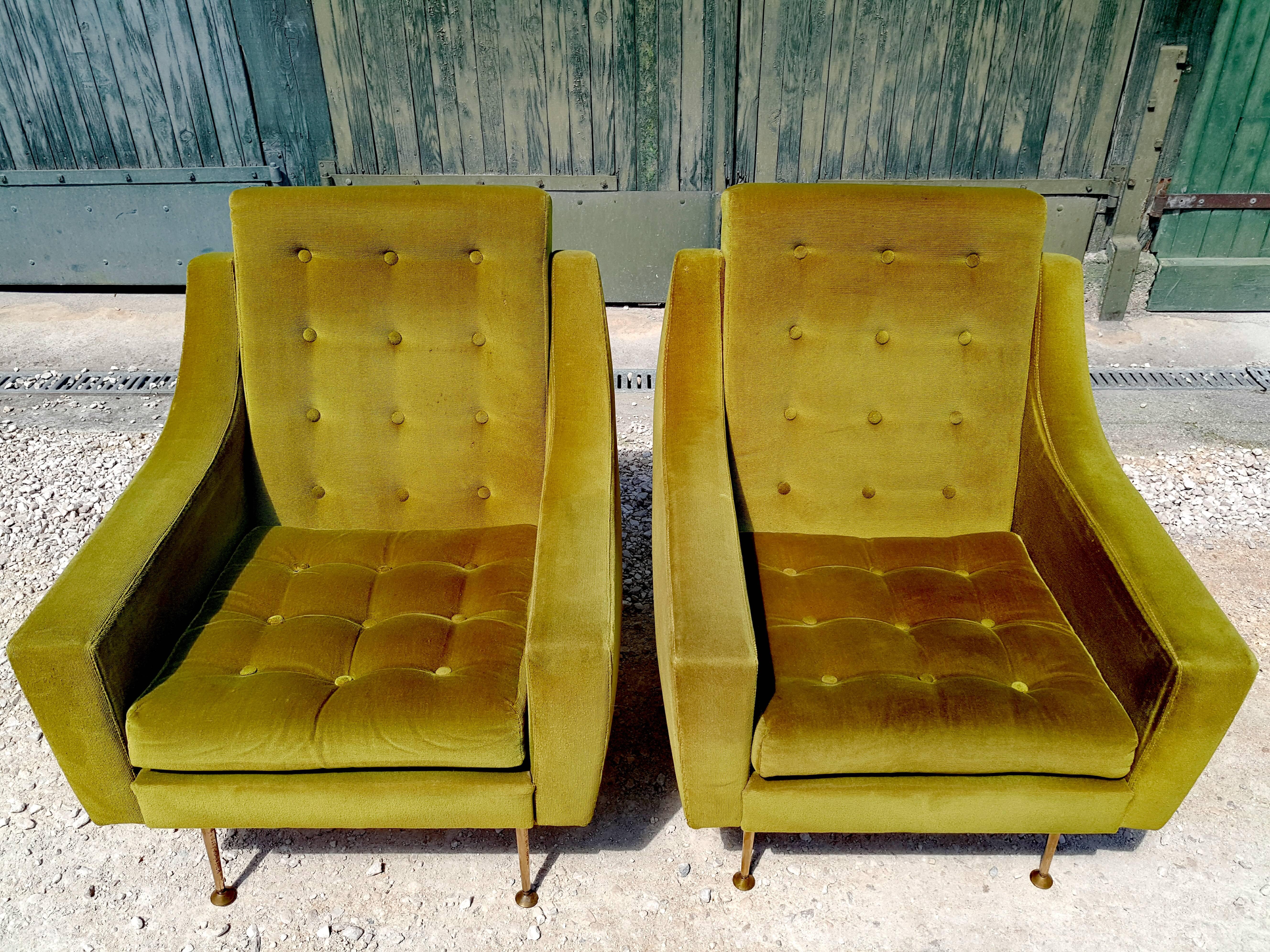Pair of Elegant Italian Armchairs, 1960s In Good Condition In L'Escala, ES