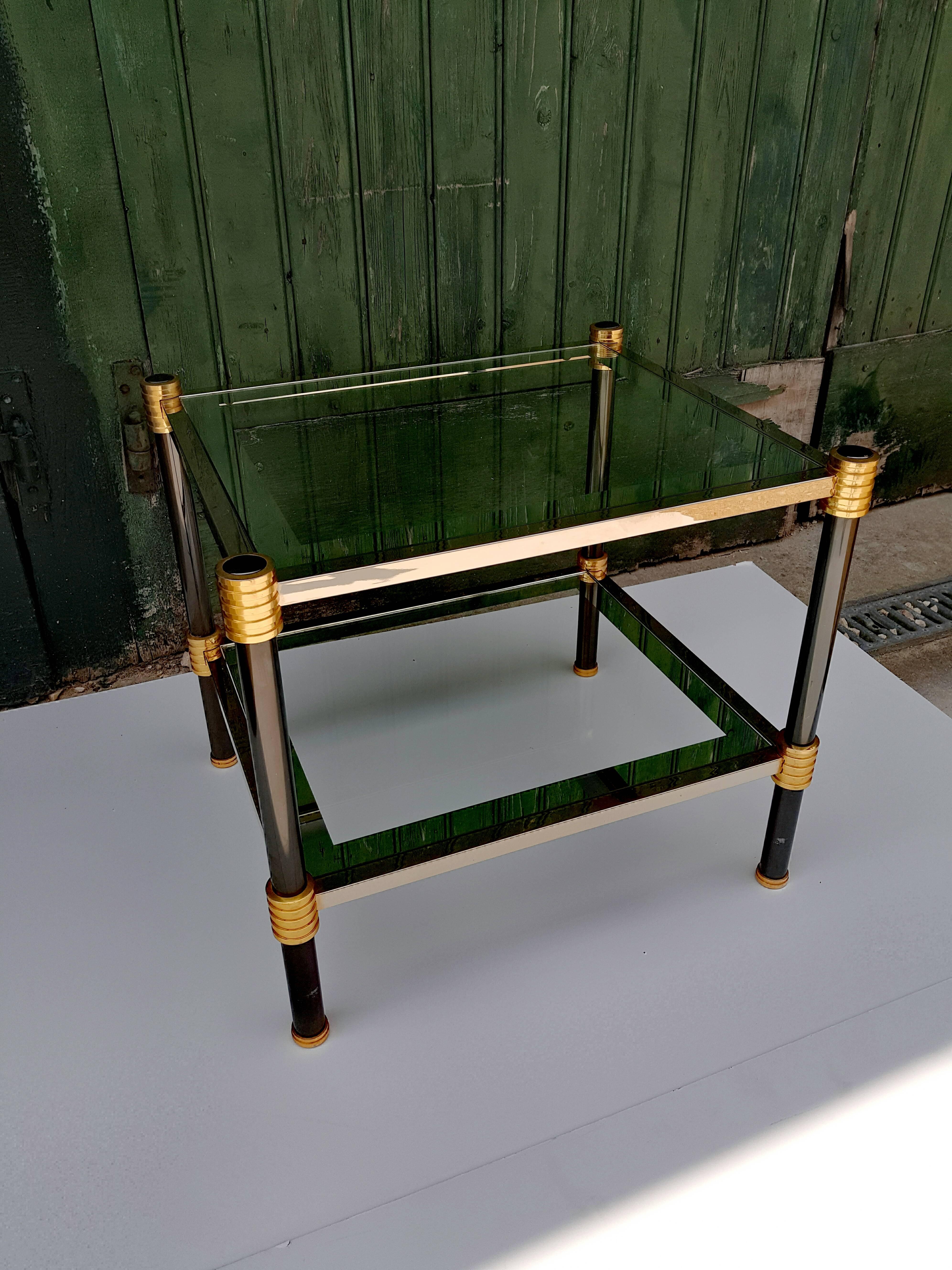 Mid-Century French End Table by Maison Raphael In Good Condition For Sale In L'Escala, ES