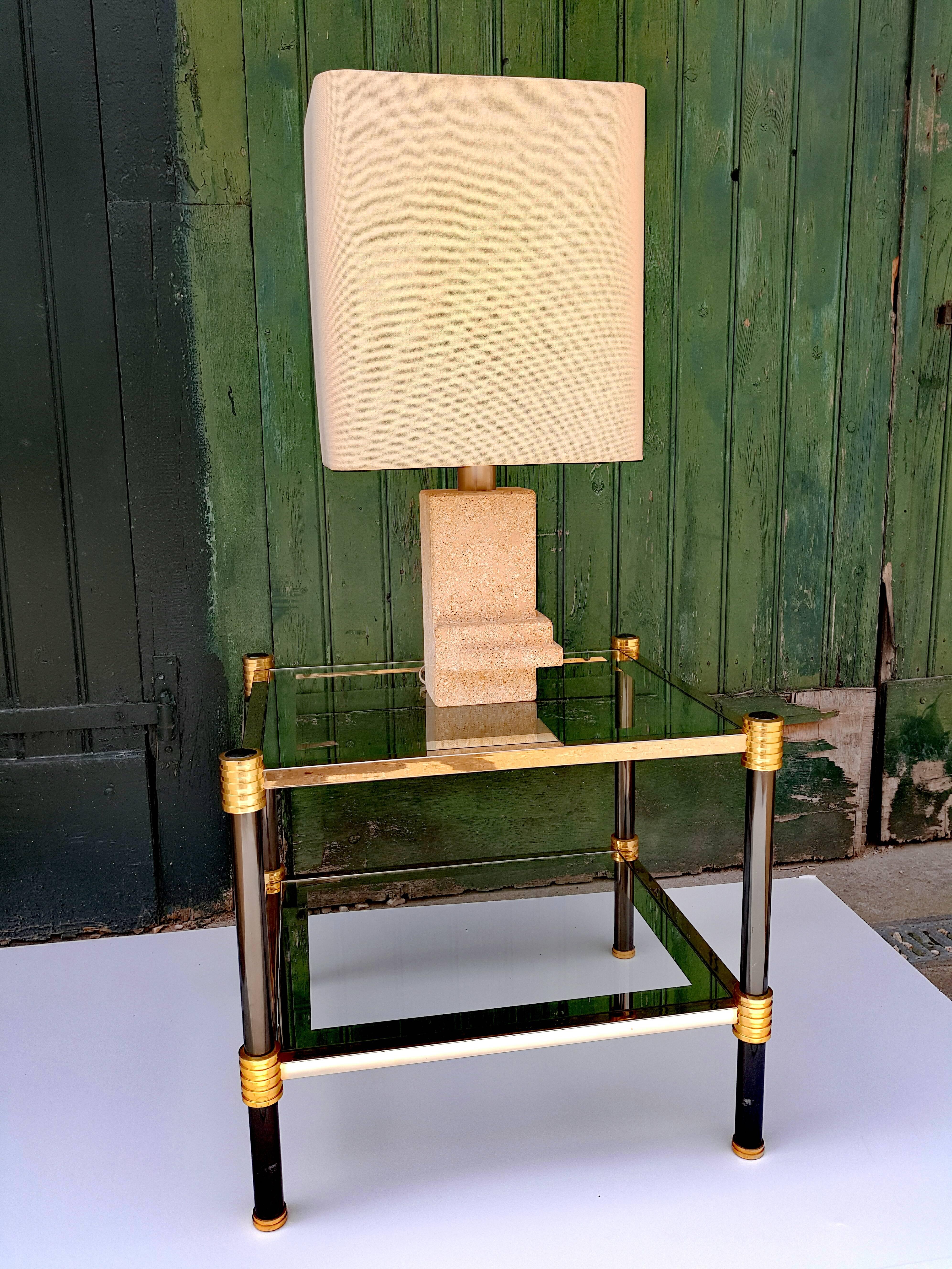 Mid-Century Architectural Stone Table Lamp, 1970s In Good Condition In L'Escala, ES