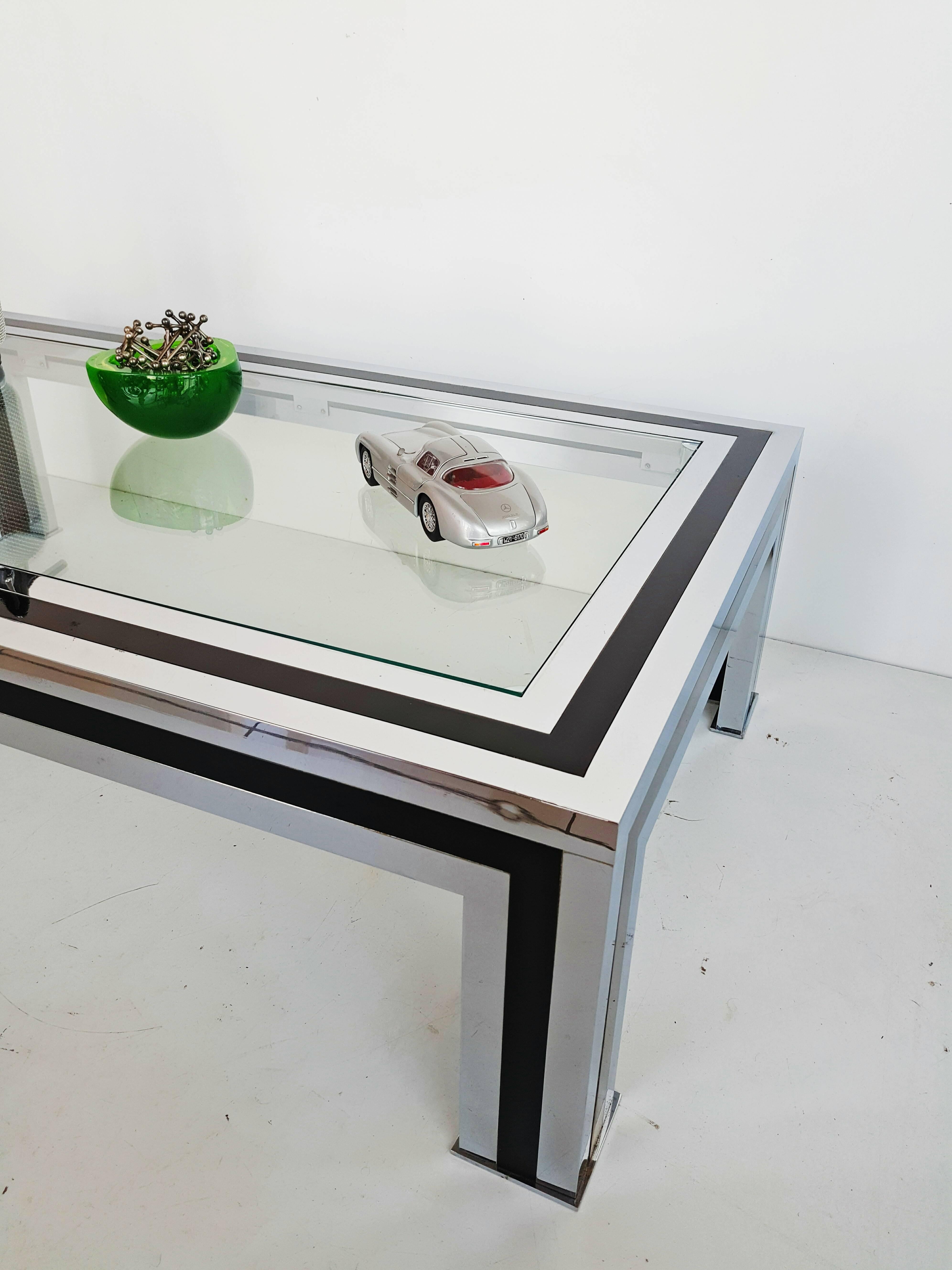 20th Century 1970s Black Lacquered and Chrome Coffee Table by Romeo Rega, Italy For Sale