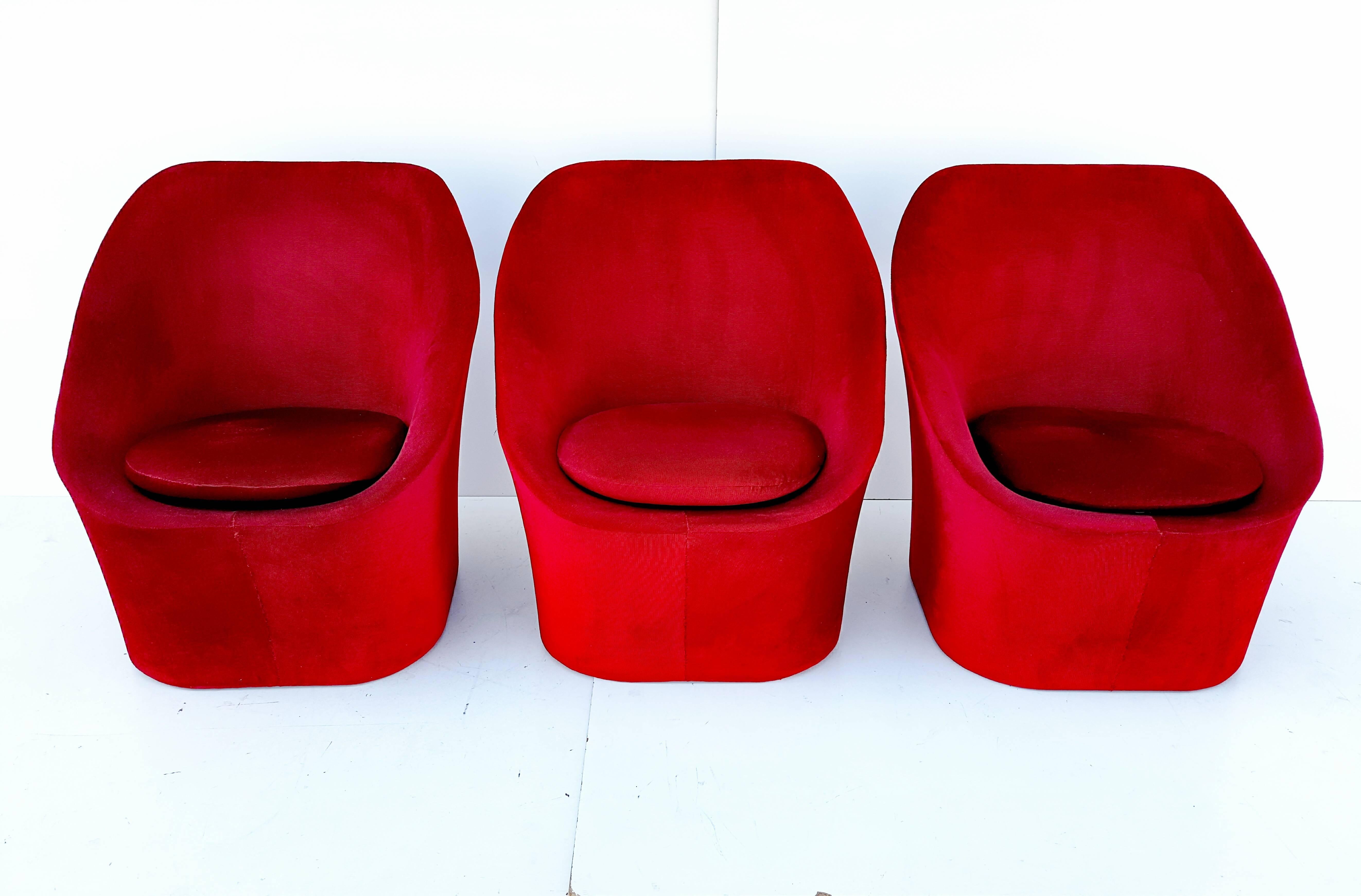 Rare set of three lounge chairs in a beautiful original ruby velvet manufactured in 1970s. In perfect vintage condition, very comfortable.