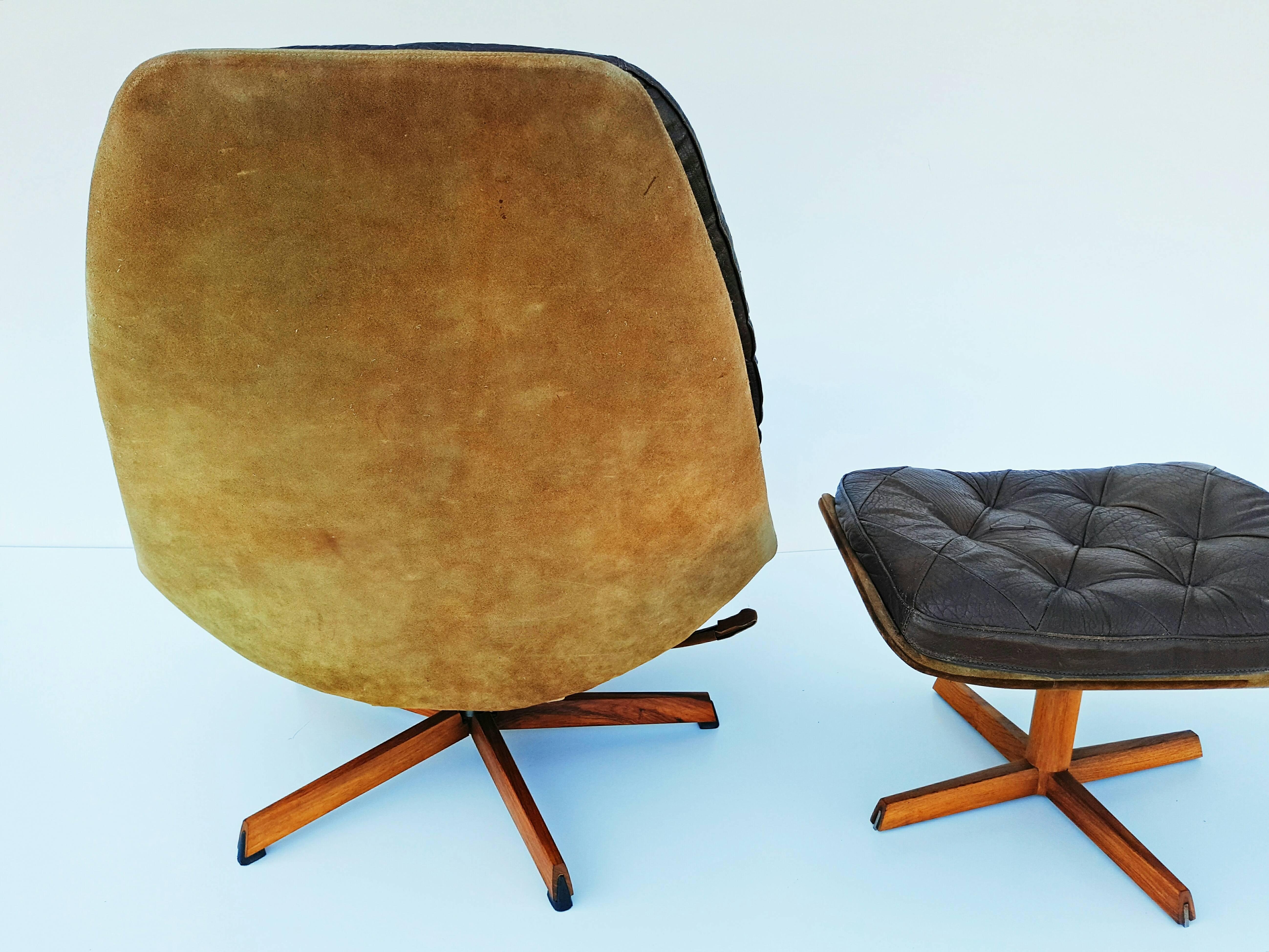 Mid-20th Century Danish Leather Swivel Lounge Chair MS68 with Ottoman by Madsen & Schübel, 1960s