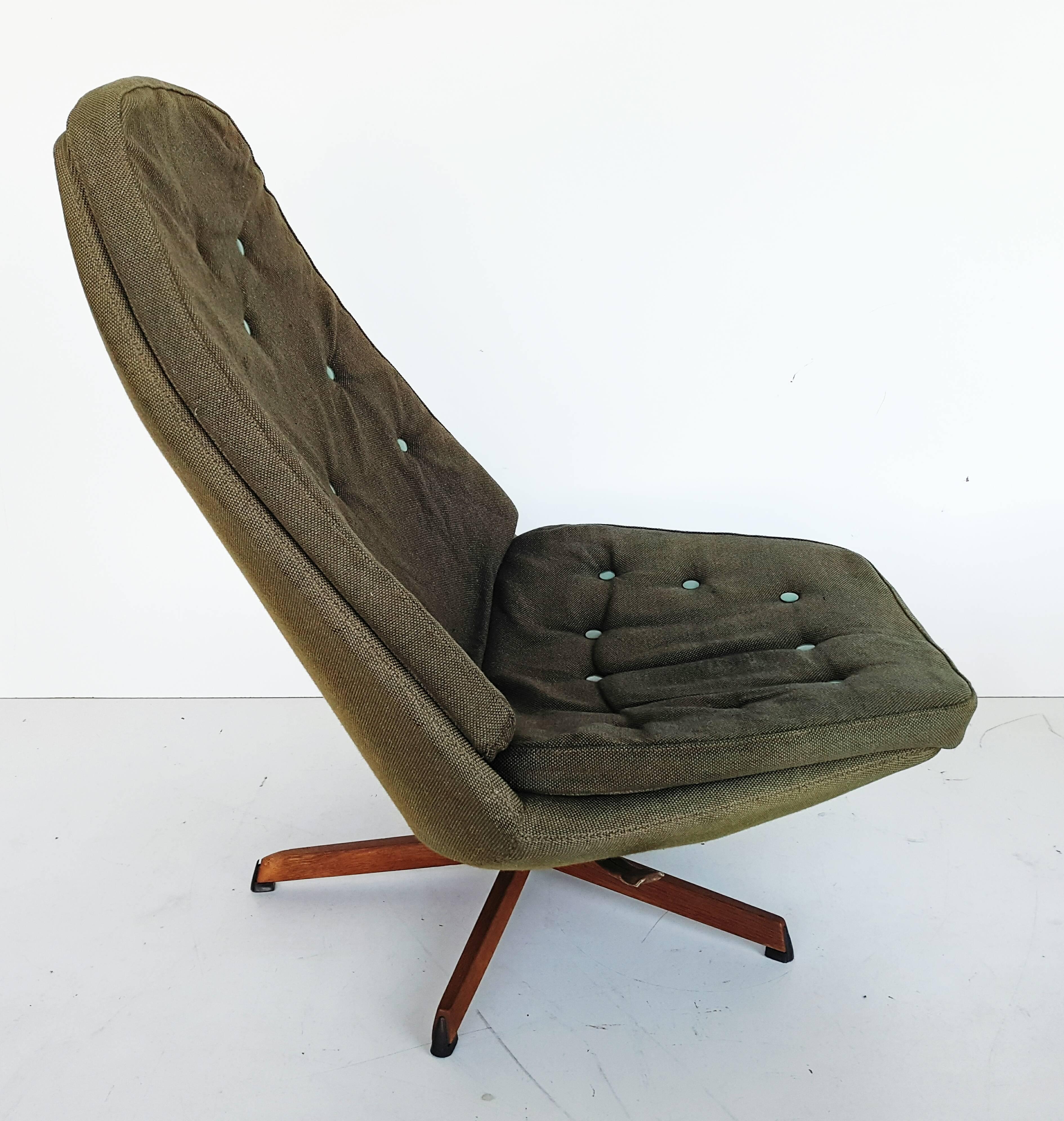Danish Swivel Lounge Chair MS68 with Ottoman by Madsen & Schübel, 1960s In Good Condition In L'Escala, ES