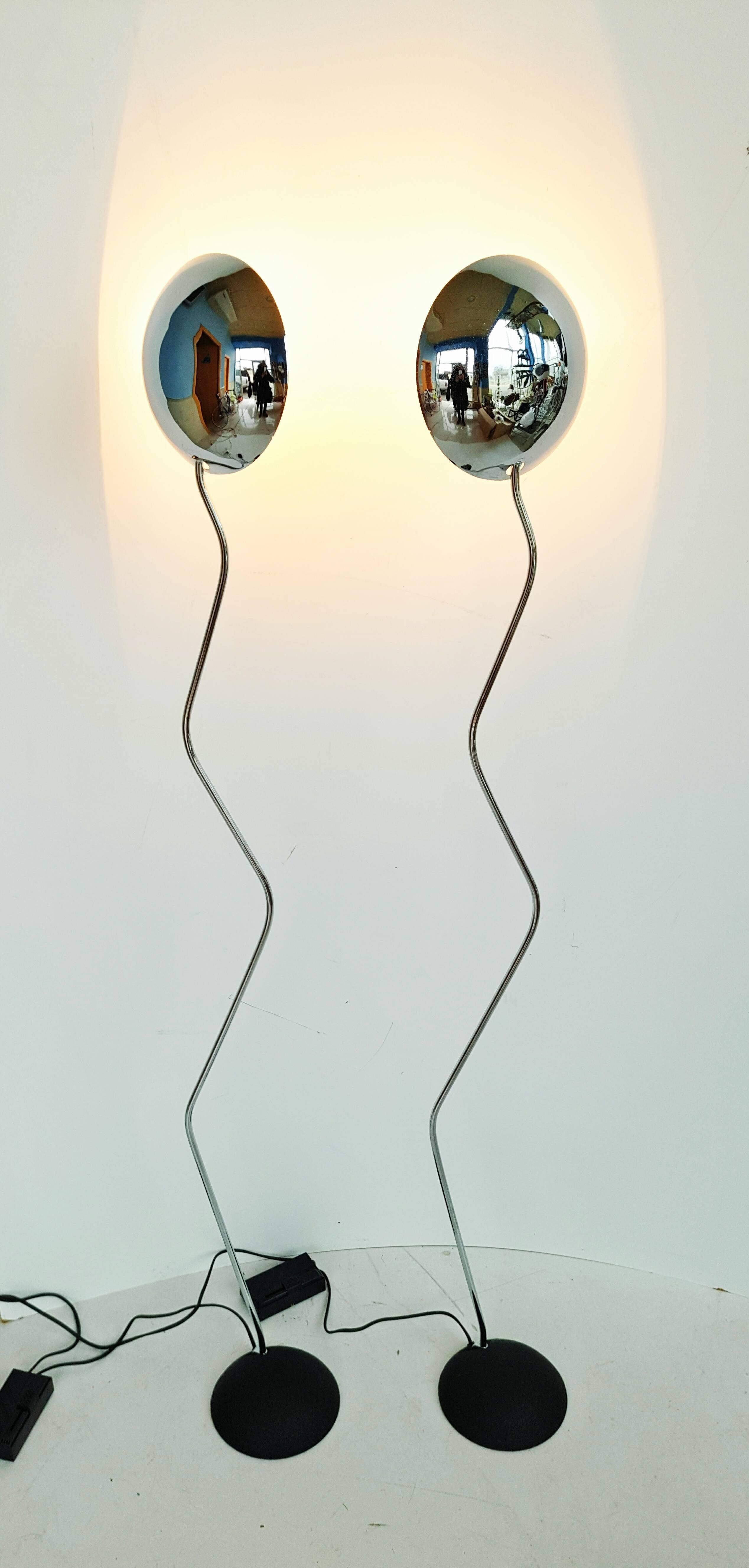 Paire de lampadaires italiens des années 1970 en vente 1