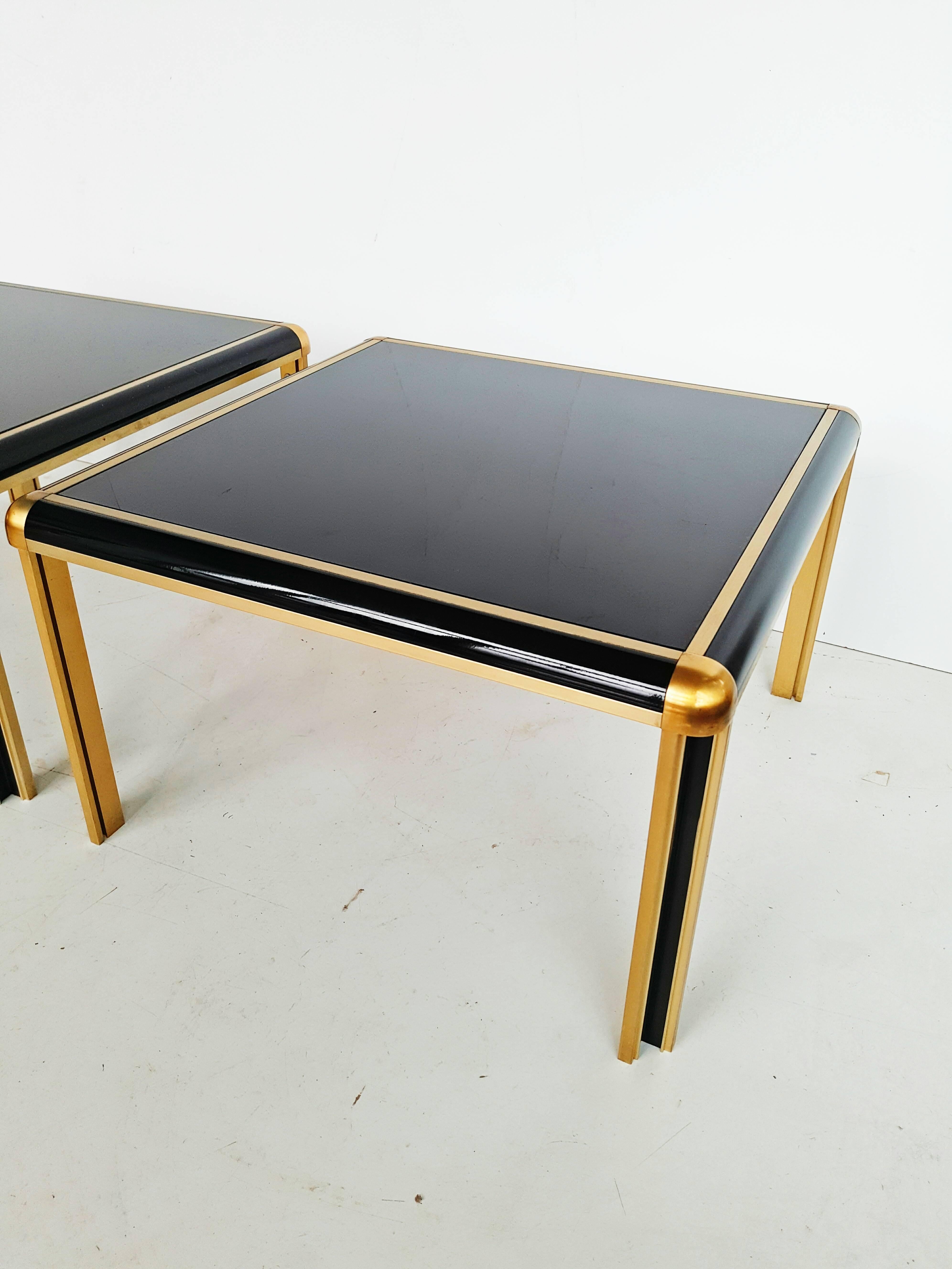 Pair of 1970s Brass and Glass End Tables In Good Condition In L'Escala, ES