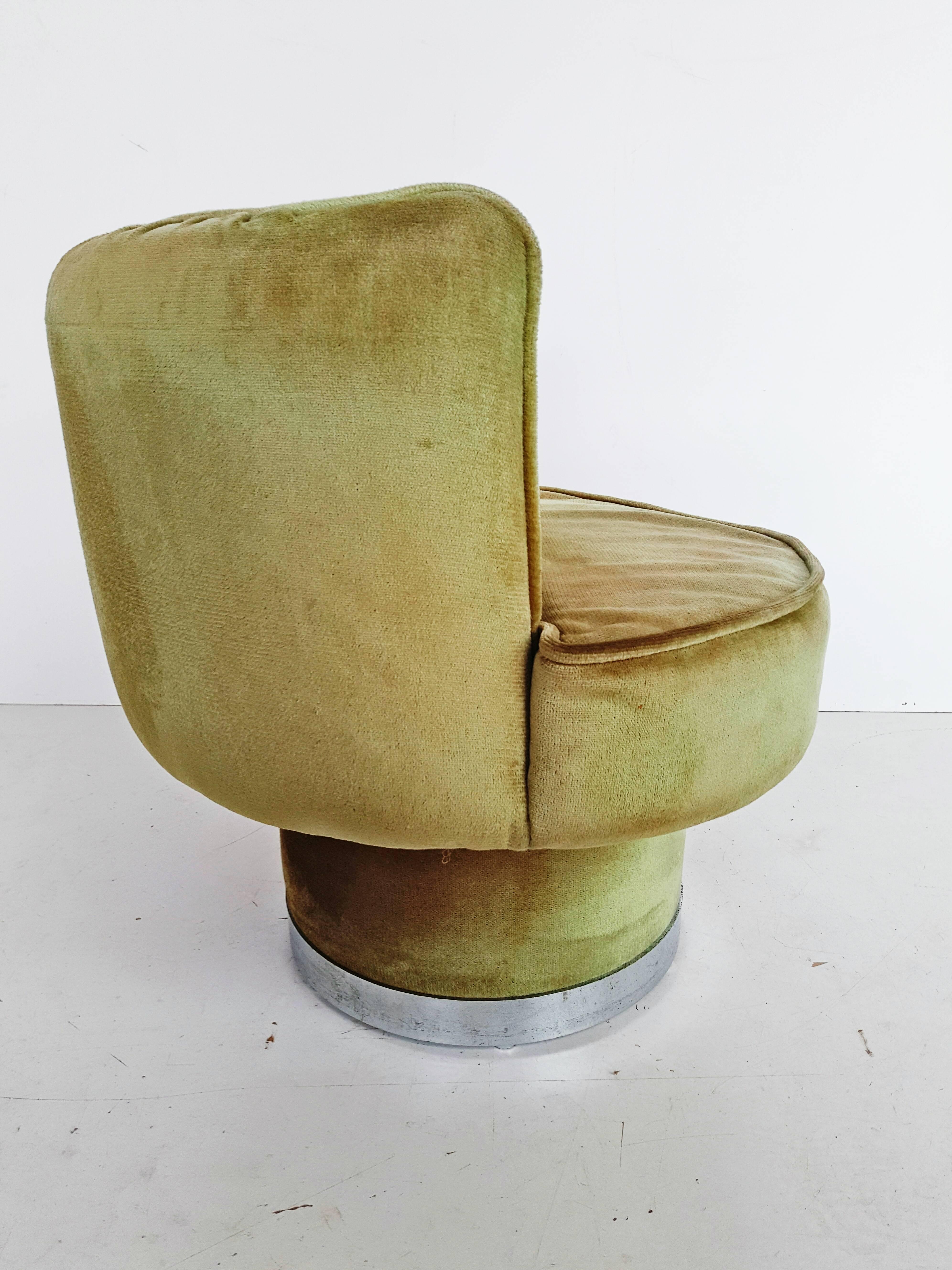 20th Century French Pouf Chair in Pistachio Green Velvet, 1970s