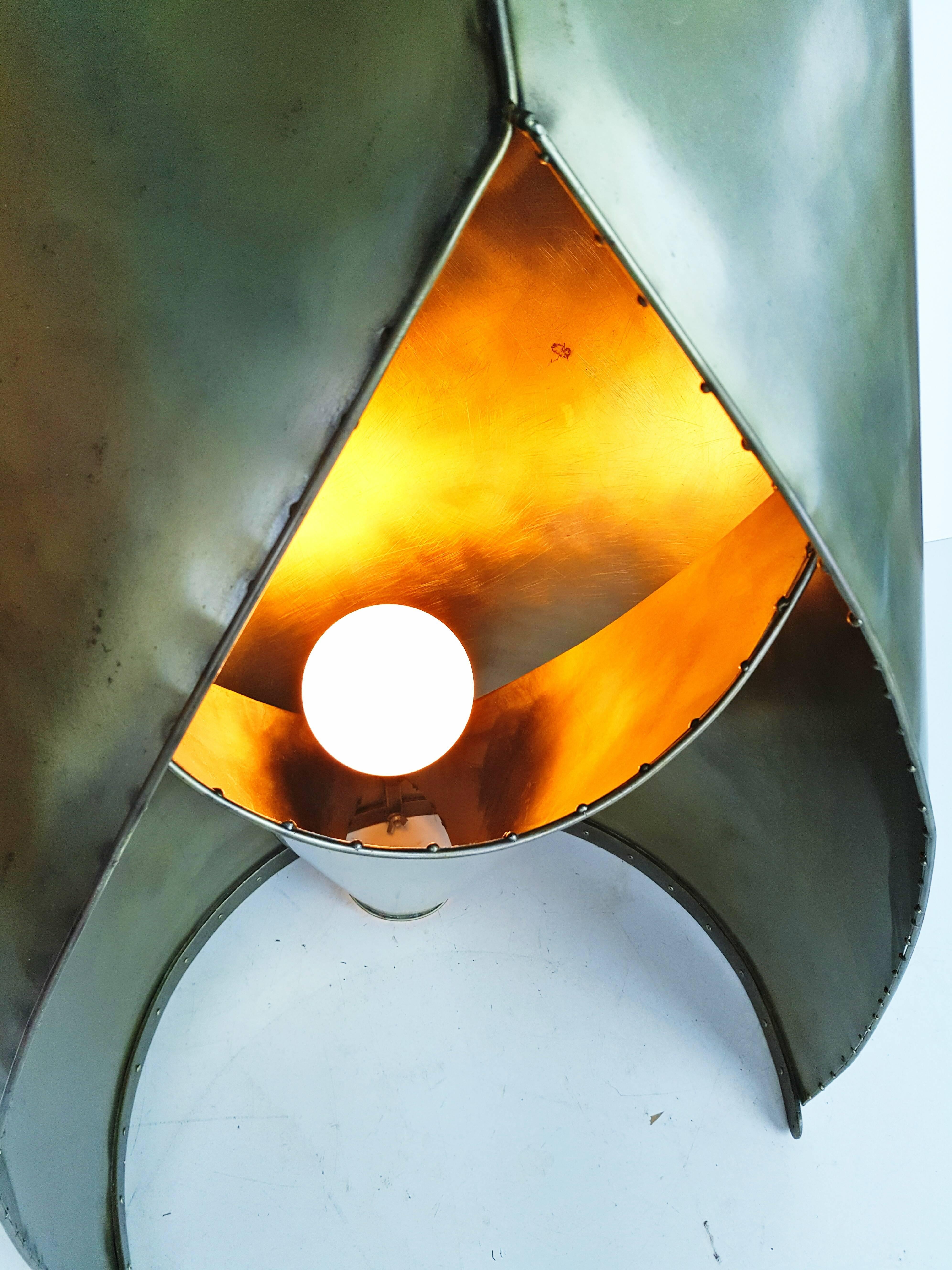 Grand lampadaire rare signé par l'artiste Bon état - En vente à L'Escala, ES