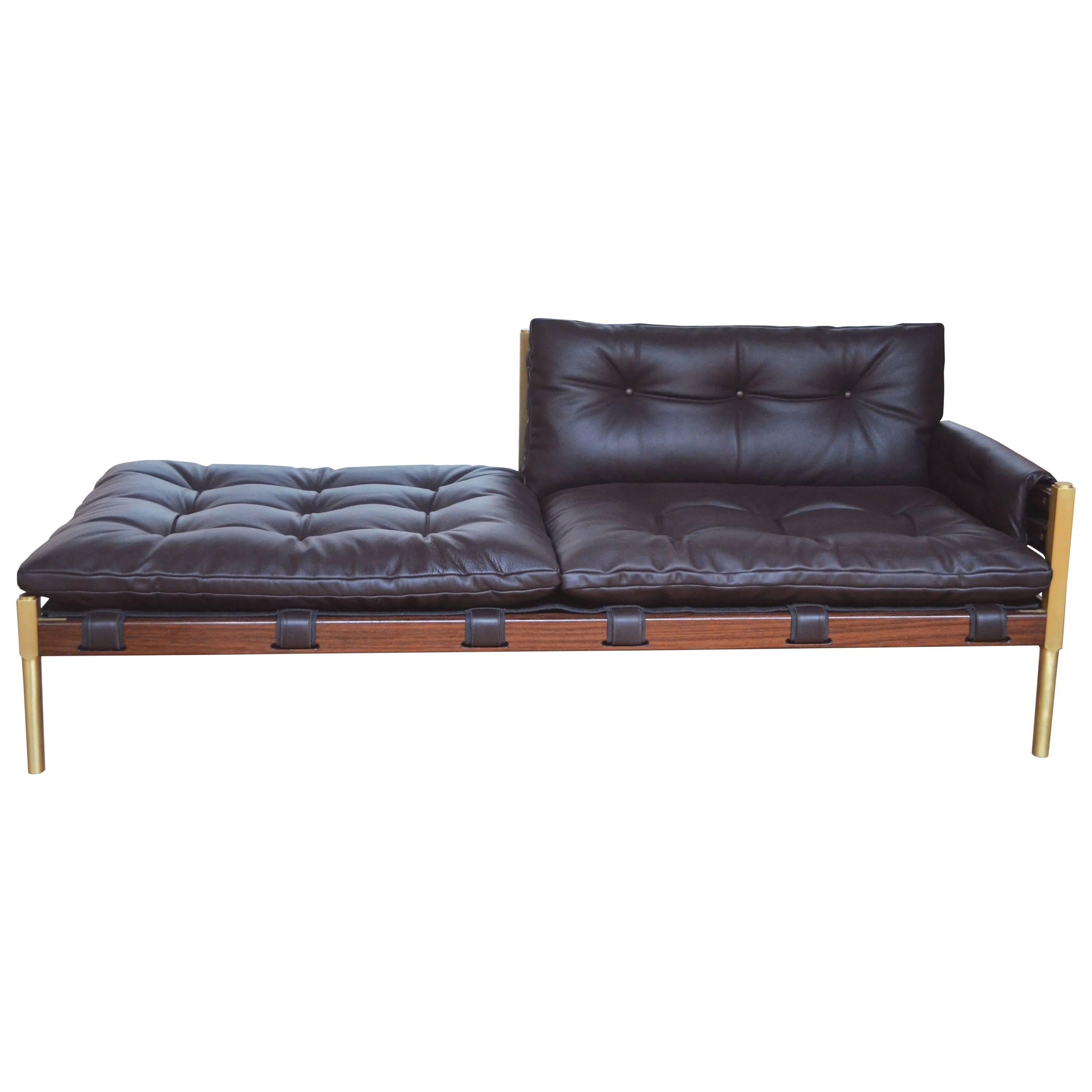 Brazilian Mid-Century Modern Inspired Campanha Chaise Lounge in Leather For Sale