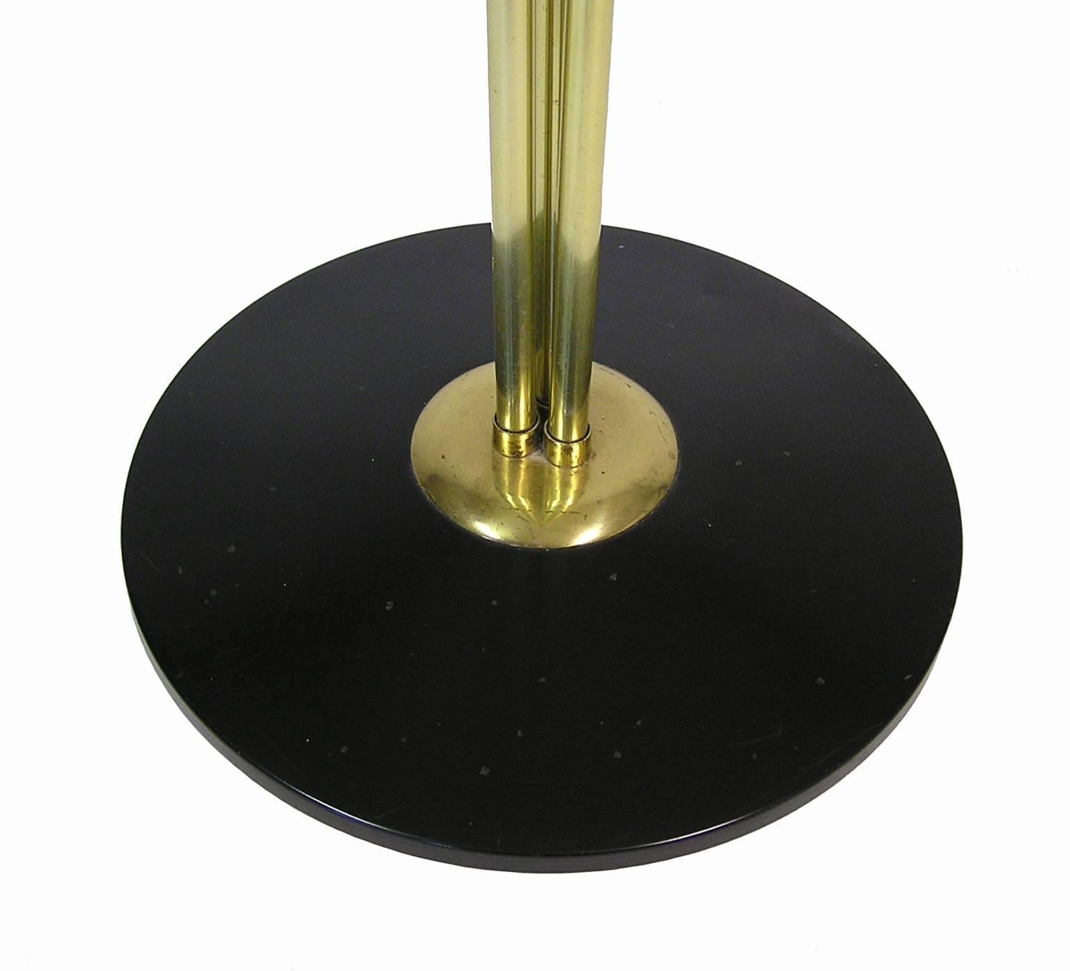 1950s, Stilnovo Brass Floor Lamp by Gaetano Sciolari, Italy In Excellent Condition For Sale In Winnipeg, Manitoba