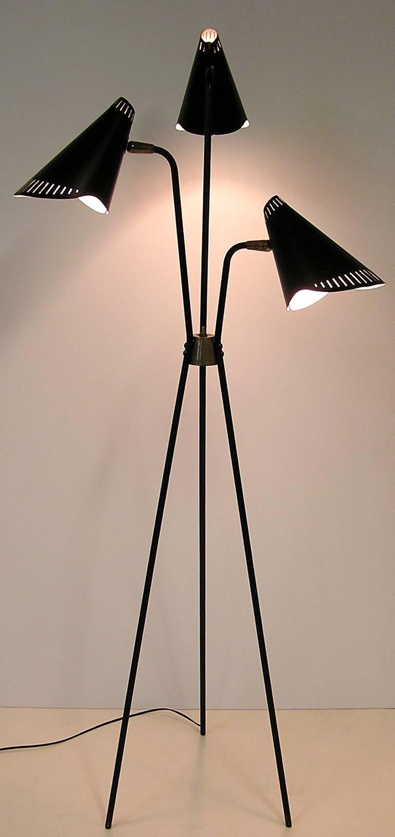 Rare 1950s Gerald Thurston Black Tripod-Leg Floor Lamp by Lightolier For Sale 1