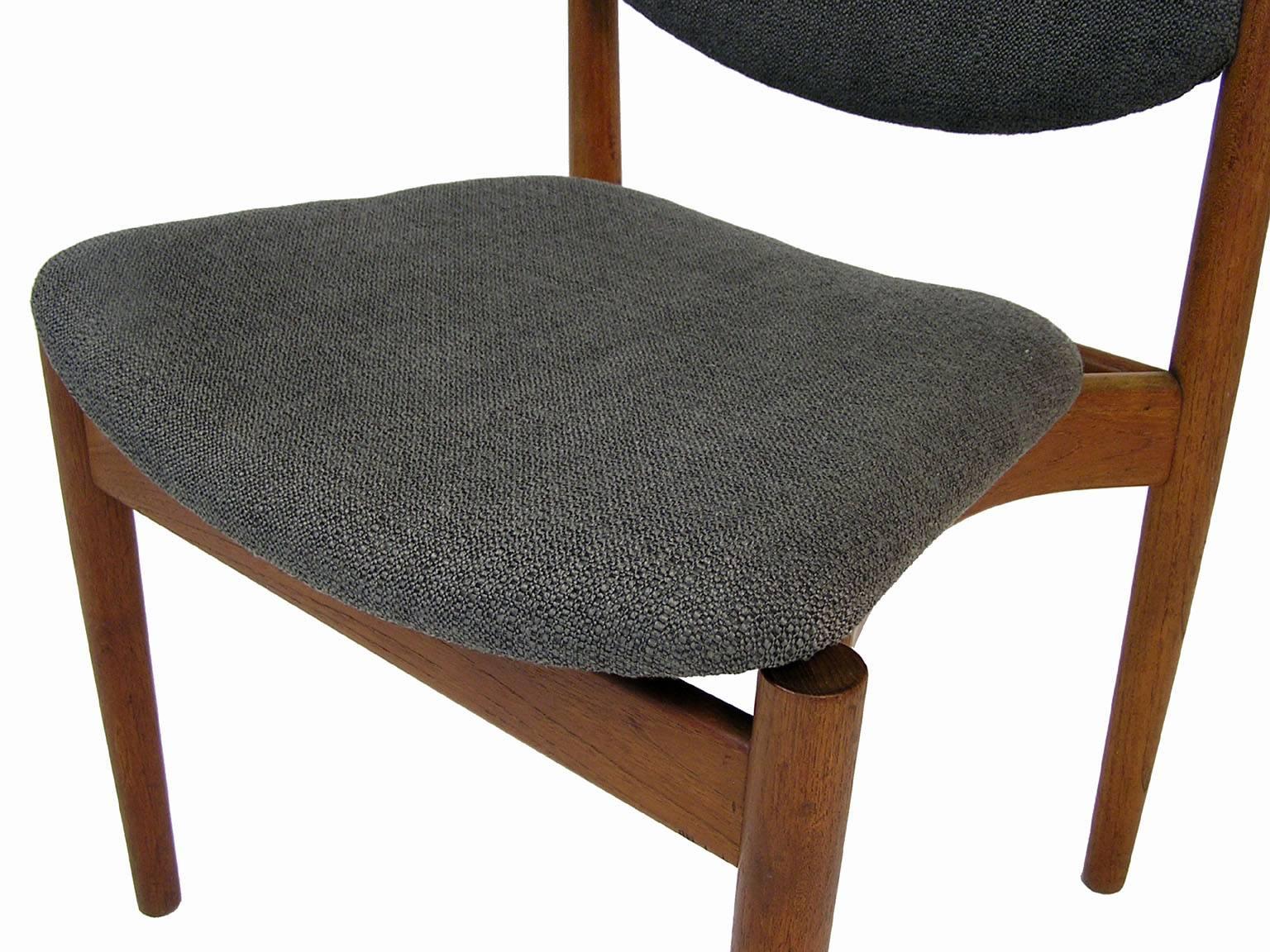 1960s Finn Juhl Model 197 Teak Dining Chair, Denmark In Excellent Condition In Winnipeg, Manitoba