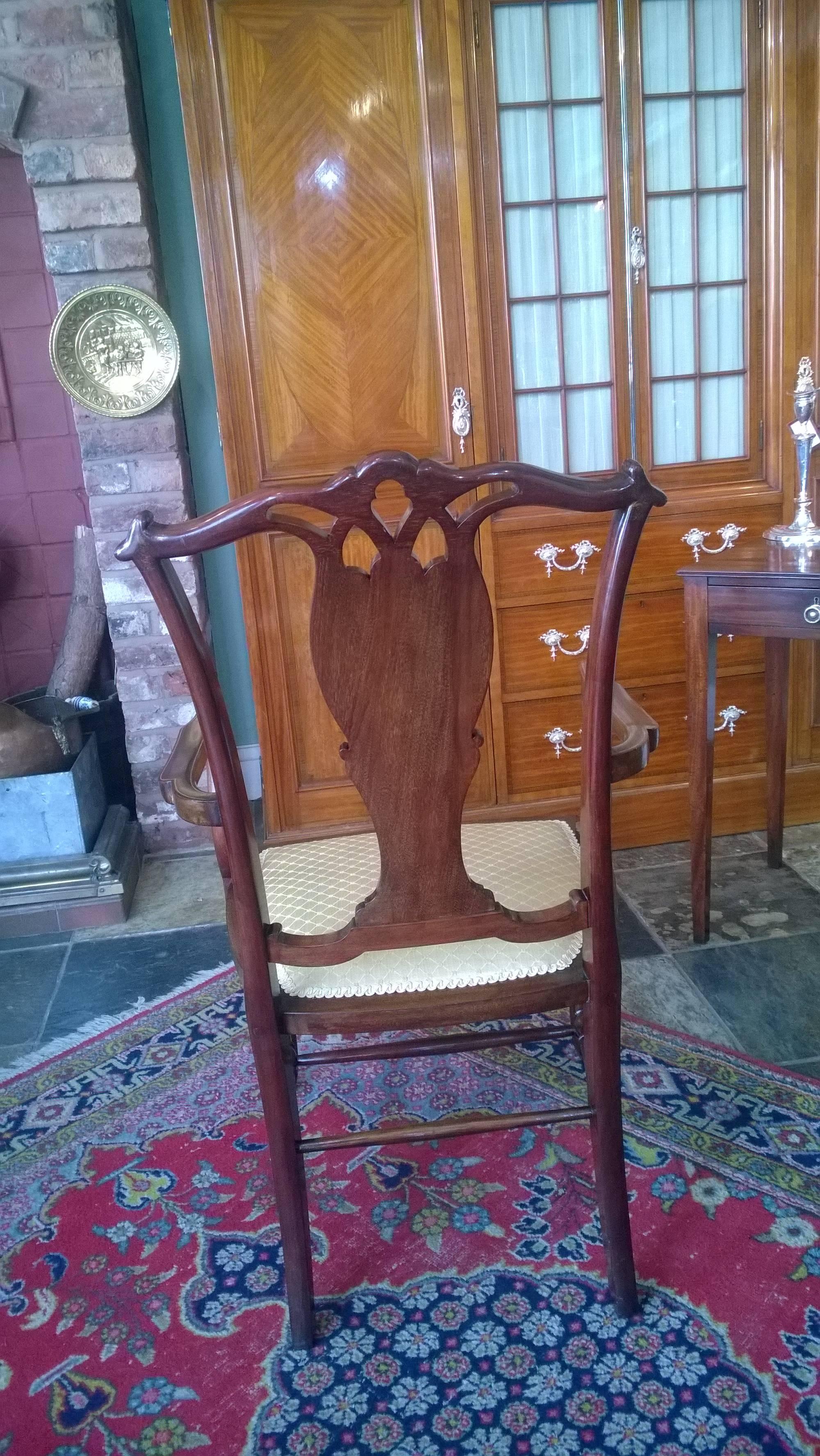 Edwardian Mahogany and Satinwood Inlaid Armchair For Sale 1