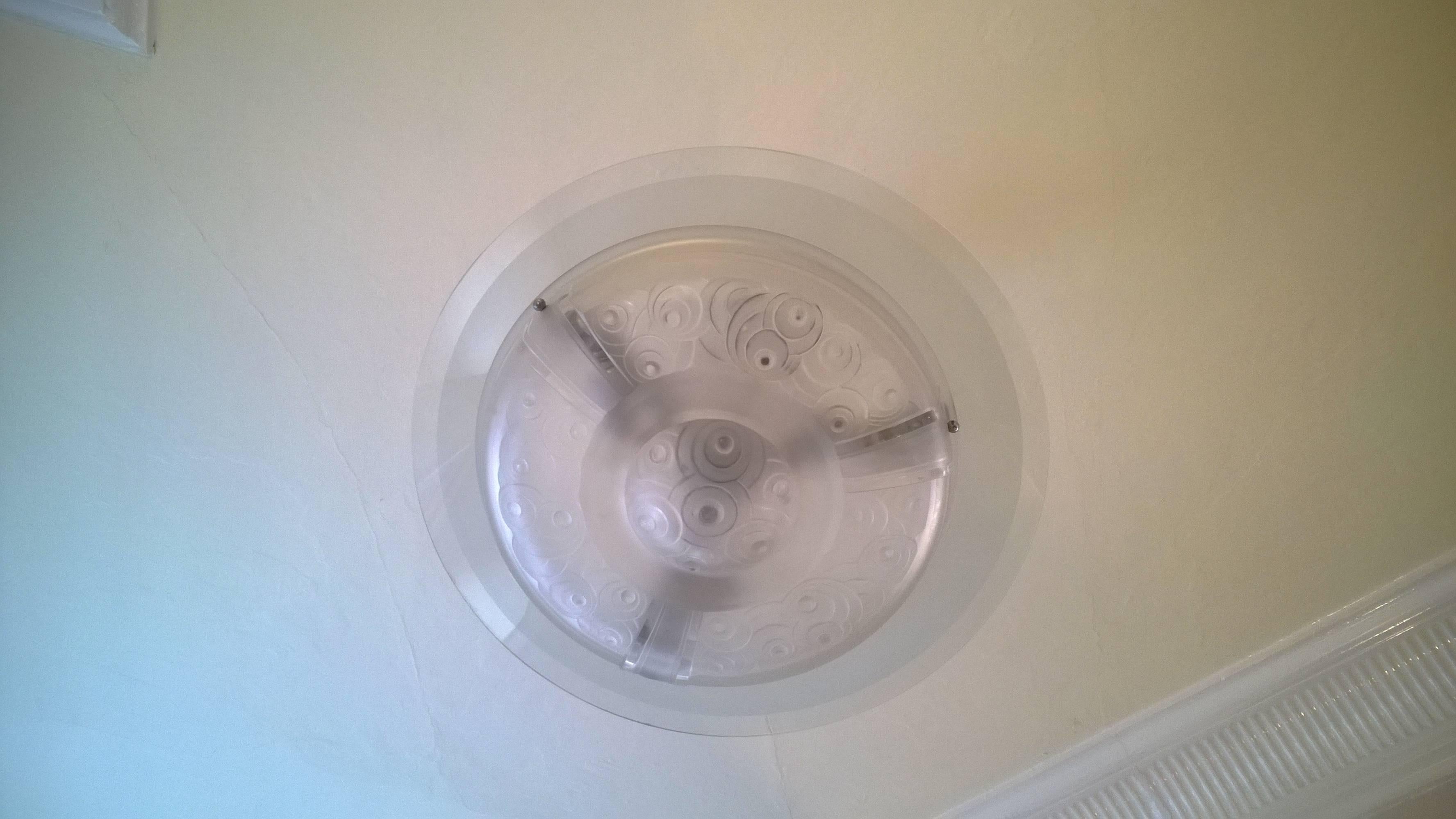 Art Deco opalescent glass ceiling light. Measures: 20