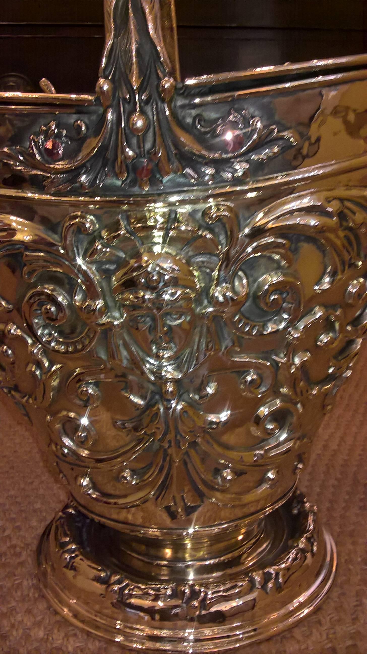 English Victorian Embossed Brass Coal Bucket
